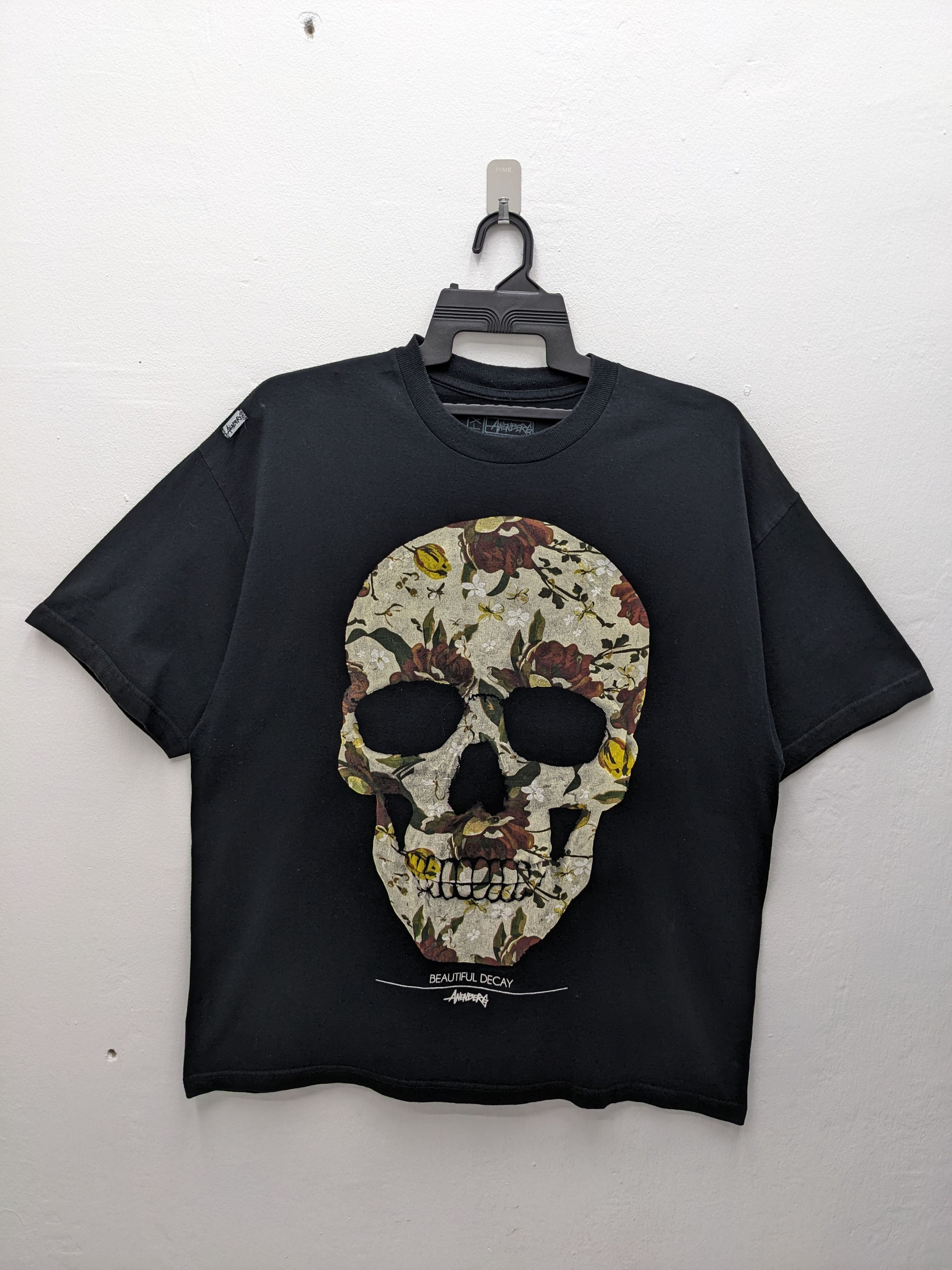 Seditionaries BEAUTIFUL DECAY ANENBERG SKULL DESIGN Size US XL / EU 56 / 4 - 2 Thumbnail