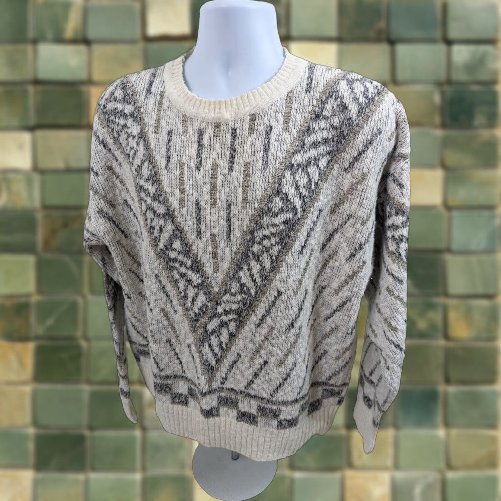 London Fog VINTAGE London Fog Sweater Geometric Mens Size L Crewneck Knit White 80s Seasonal Fall Winter Spring Casual Mens Size US L / EU 52-54 / 3 - 1 Thumbnail