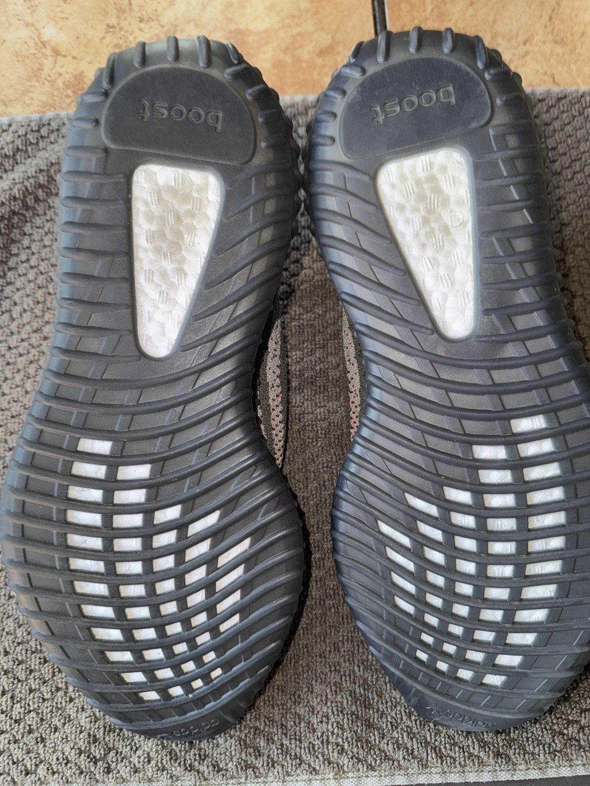 Adidas Yeezy 350 V2 “Carbon Beluga” Size US 10 / EU 43 - 5 Thumbnail