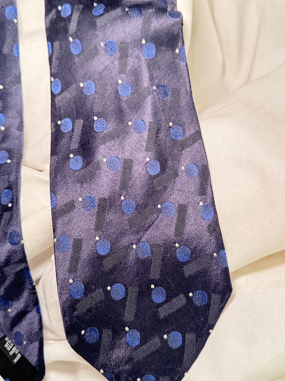 Hugo Boss BOSS Hugo Boss Navy Blue Polka Dot Patterned Tie Size ONE SIZE - 8 Thumbnail