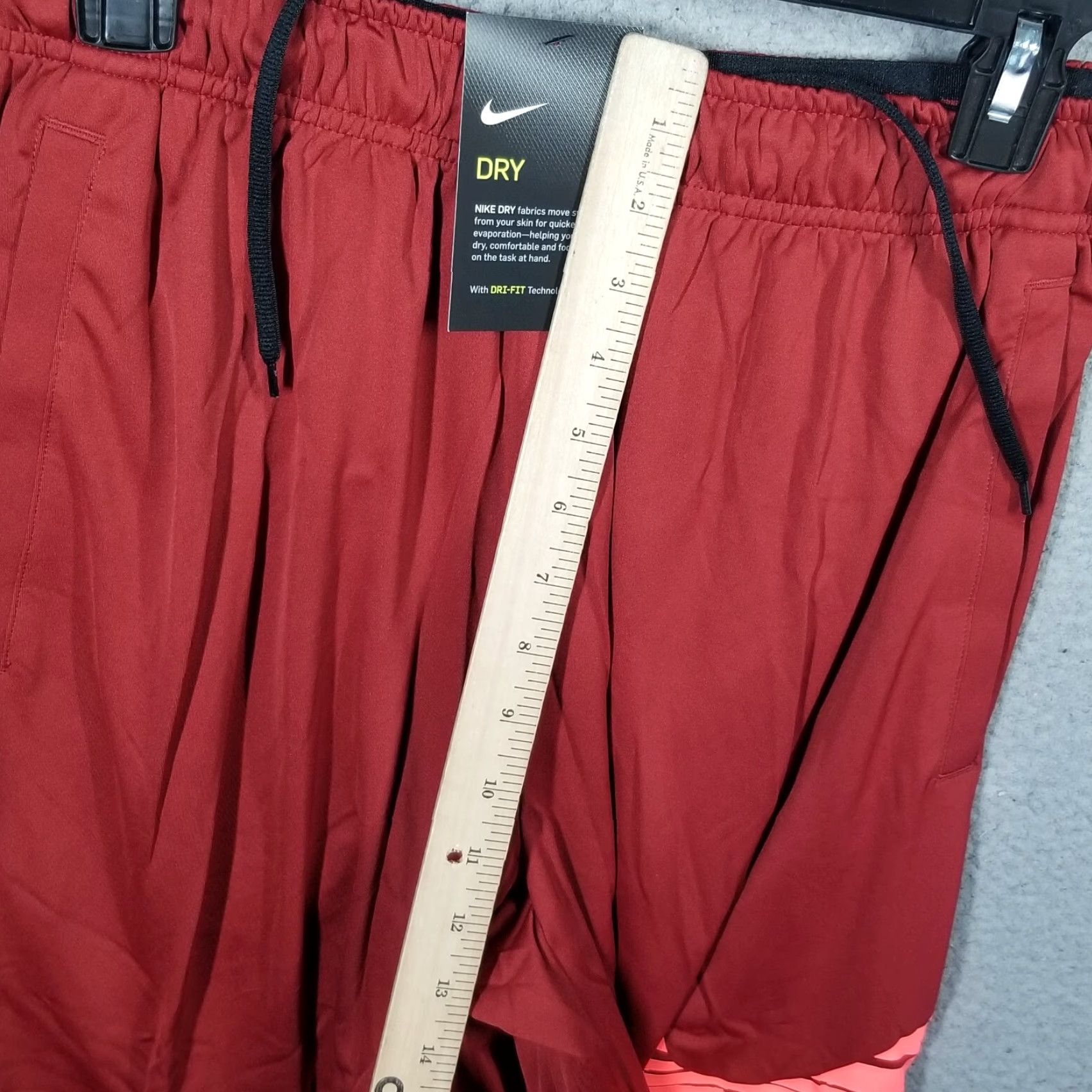 Nike Nike Dri-Fit 9" Training Shorts Men Medium Red Big Logo Activewear Size US 31 - 6 Thumbnail