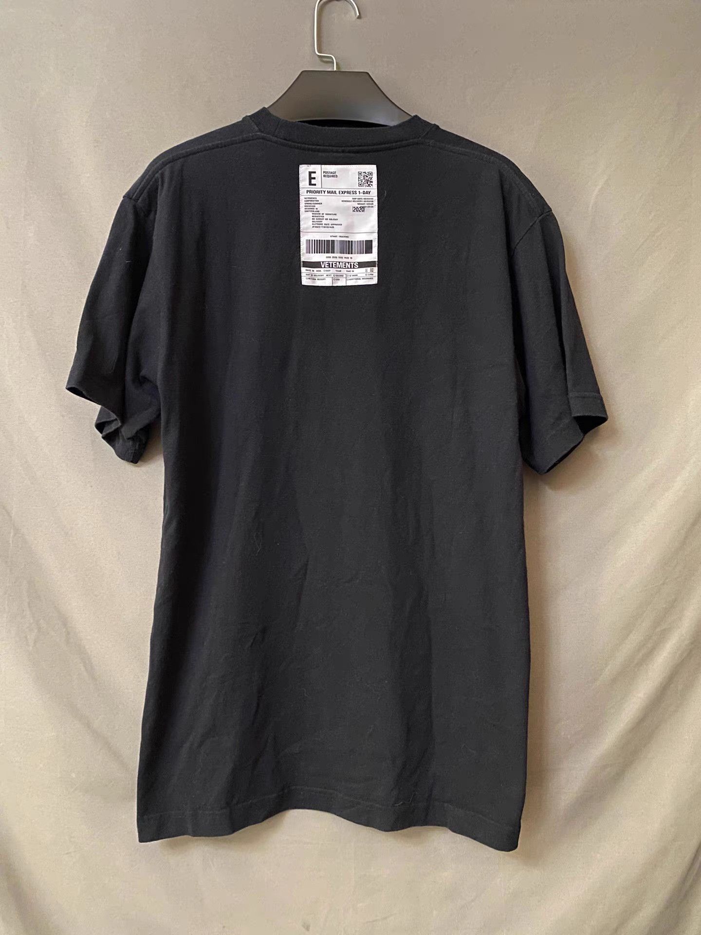 Vetements Vetements Logo T-shirt Size US XS / EU 42 / 0 - 2 Thumbnail