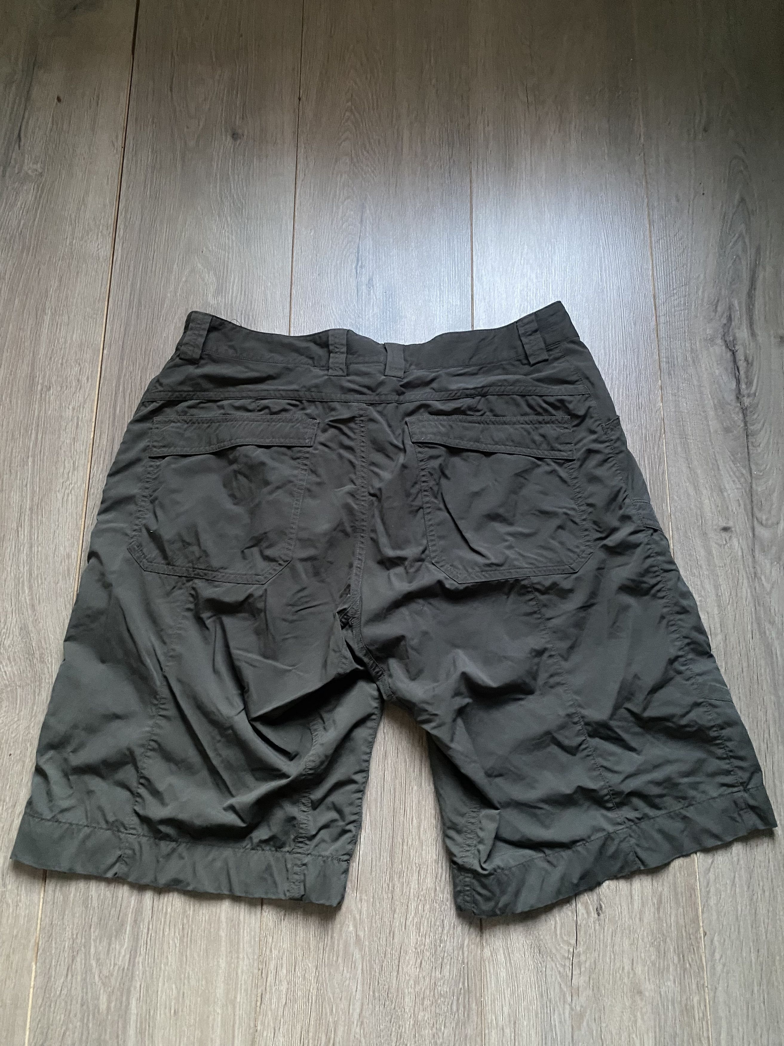 Arc'teryx Arcteryx naylon shirt beige Size US 34 / EU 50 - 7 Thumbnail