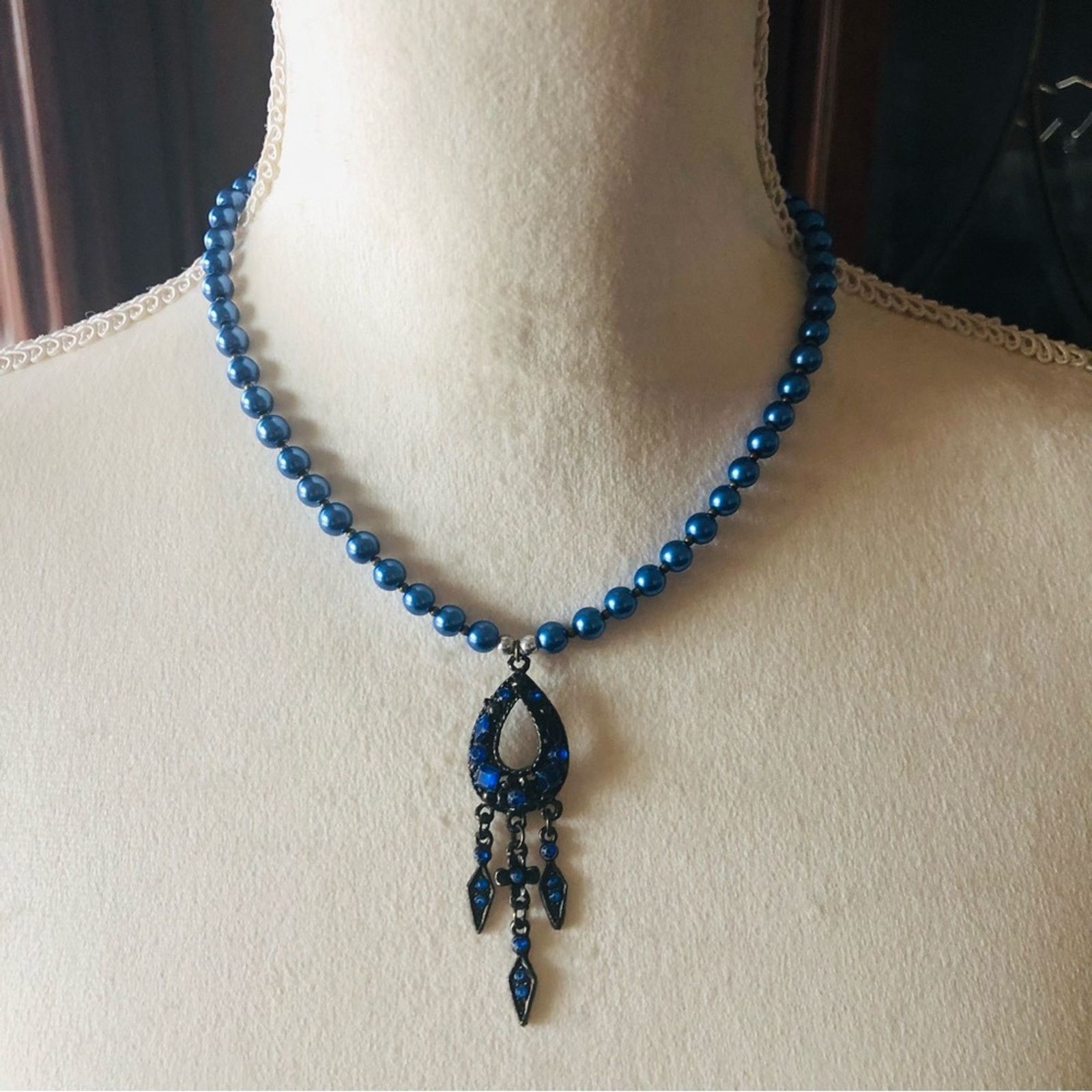Handmade Handcrafted repurpose blue stone fringe Pearl necklace Size ONE SIZE - 3 Thumbnail
