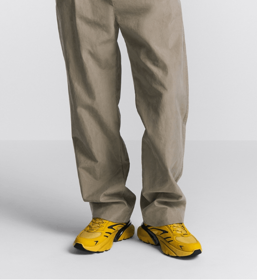 Dior o1w1db10426 3SN306 B44 Blade Low-Top Sneakers in Yellow Size US 7 / EU 40 - 6 Thumbnail