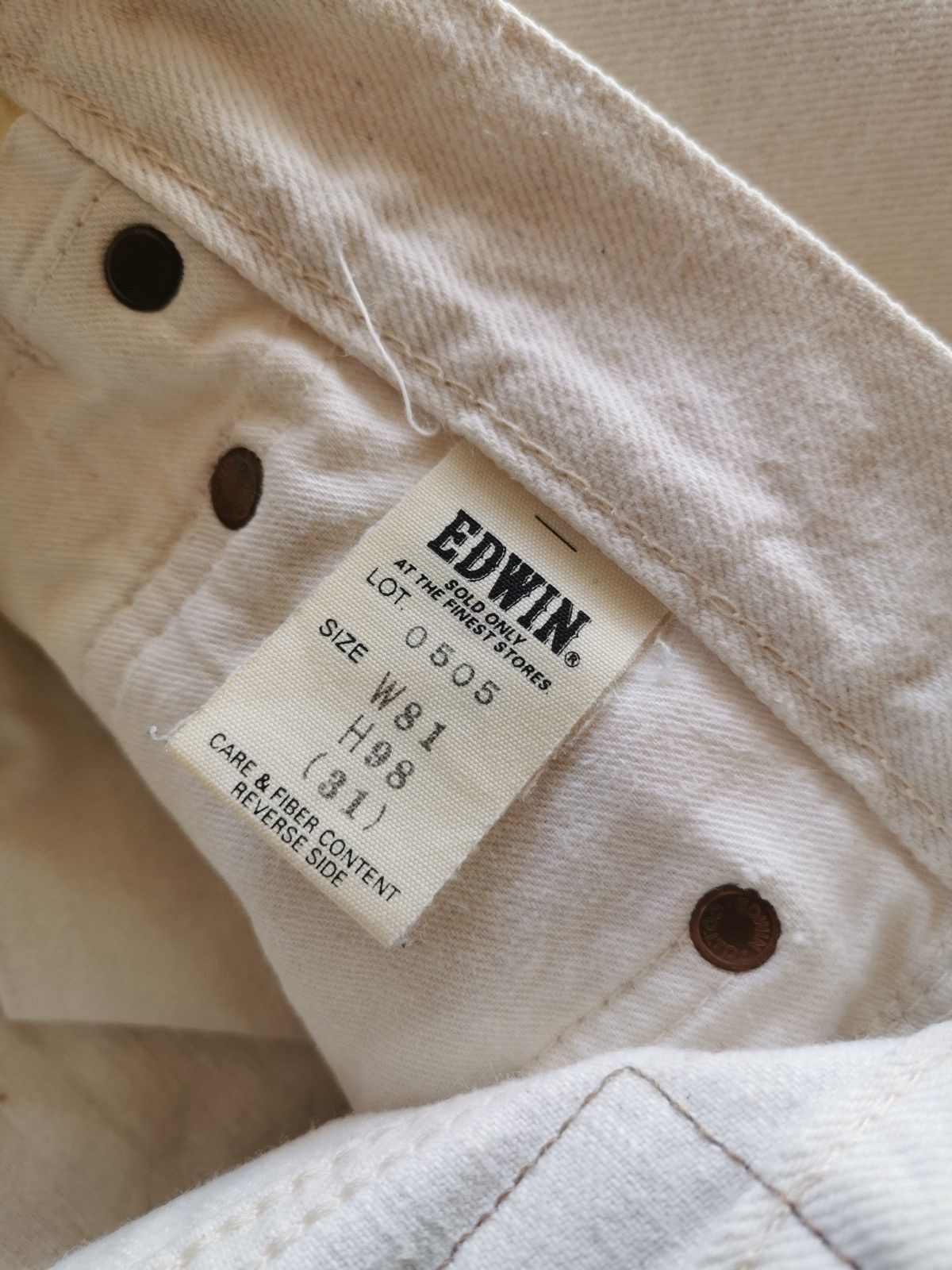 Beauty Beast Edwin Selvedge Size 31 x 46.5 Size US 31 - 9 Thumbnail