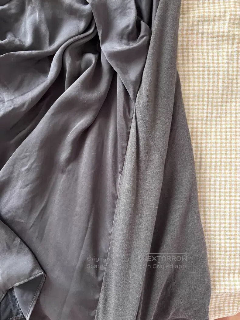 Helmut Lang Helmut Lang size 0 Grey silk crossover design pieced fabric Size M / US 6-8 / IT 42-44 - 4 Thumbnail