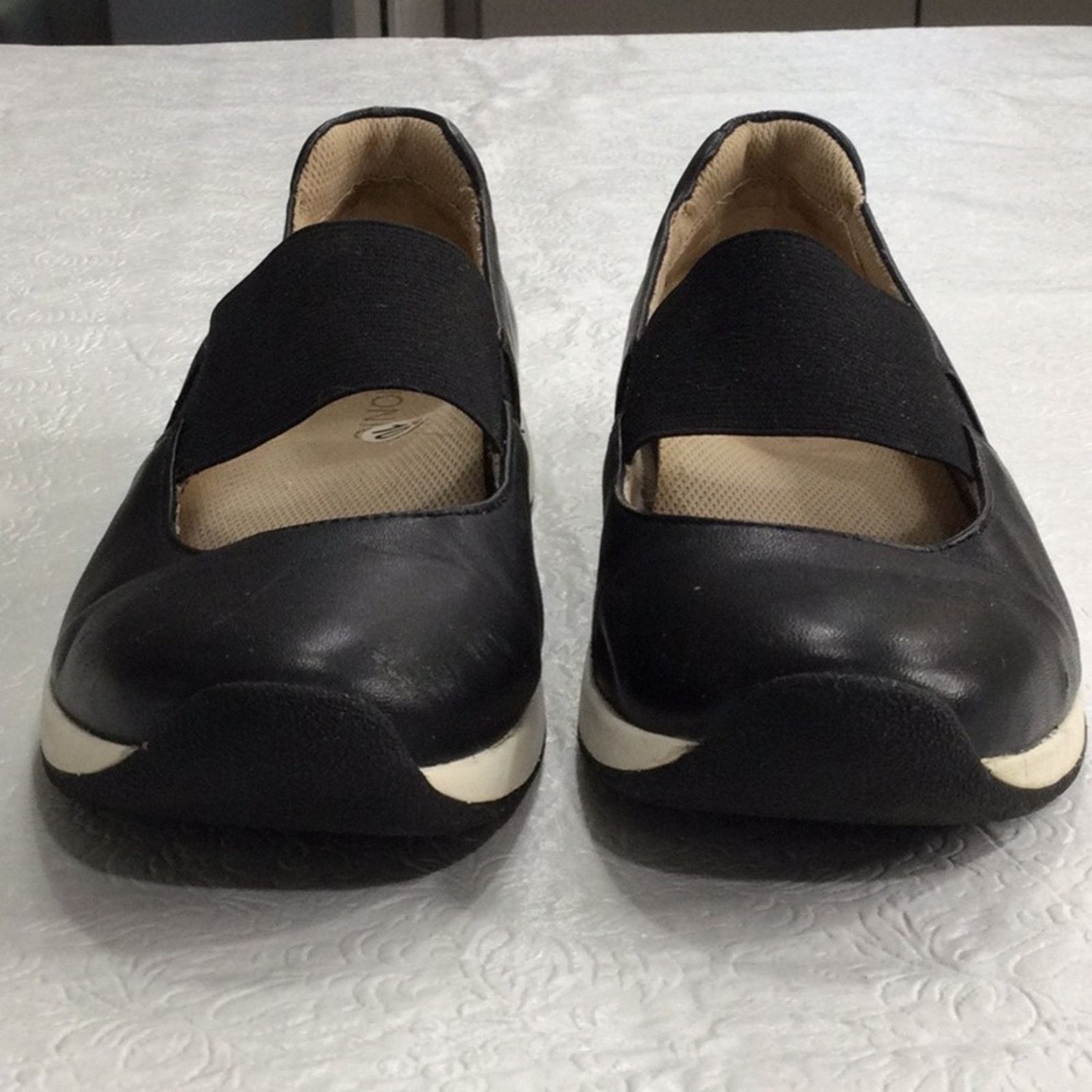 Vionic Vionic Cadee Black Leather Slip On Mary Janes Size 10 Size US 10 / IT 40 - 12 Thumbnail