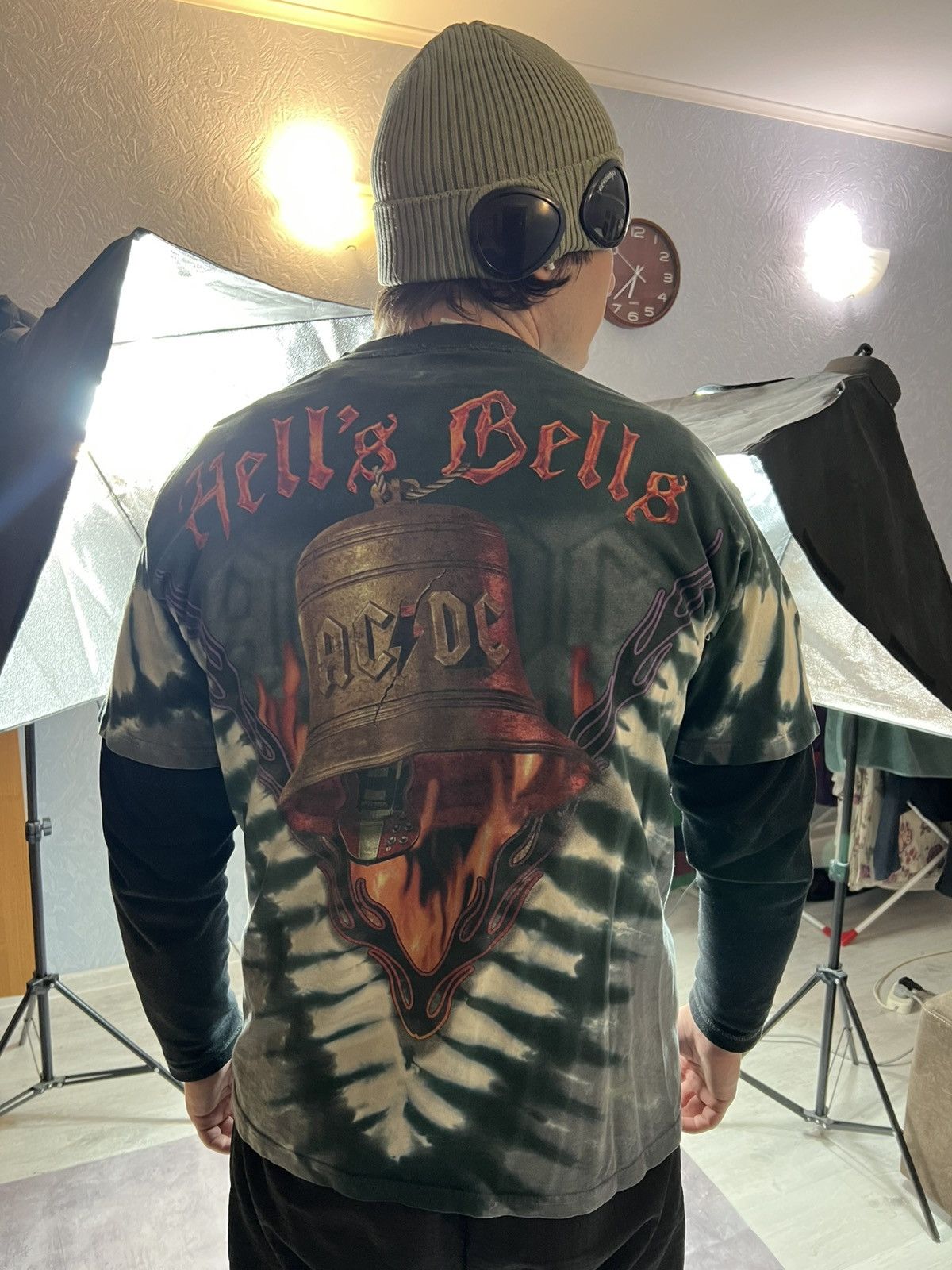 AC/DC Rare! Ac/Dc Liquid Blue Hells Bells Overprint Tee 00s Vtg Size US L / EU 52-54 / 3 - 1 Thumbnail