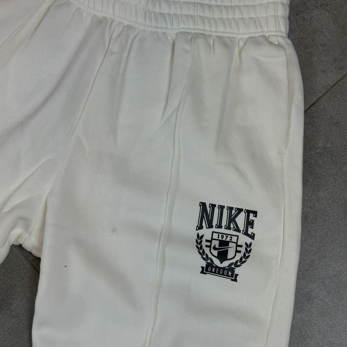 Nike Nike swoosh jogger pants M white streetwear y2k Size US 32 / EU 48 - 2 Thumbnail