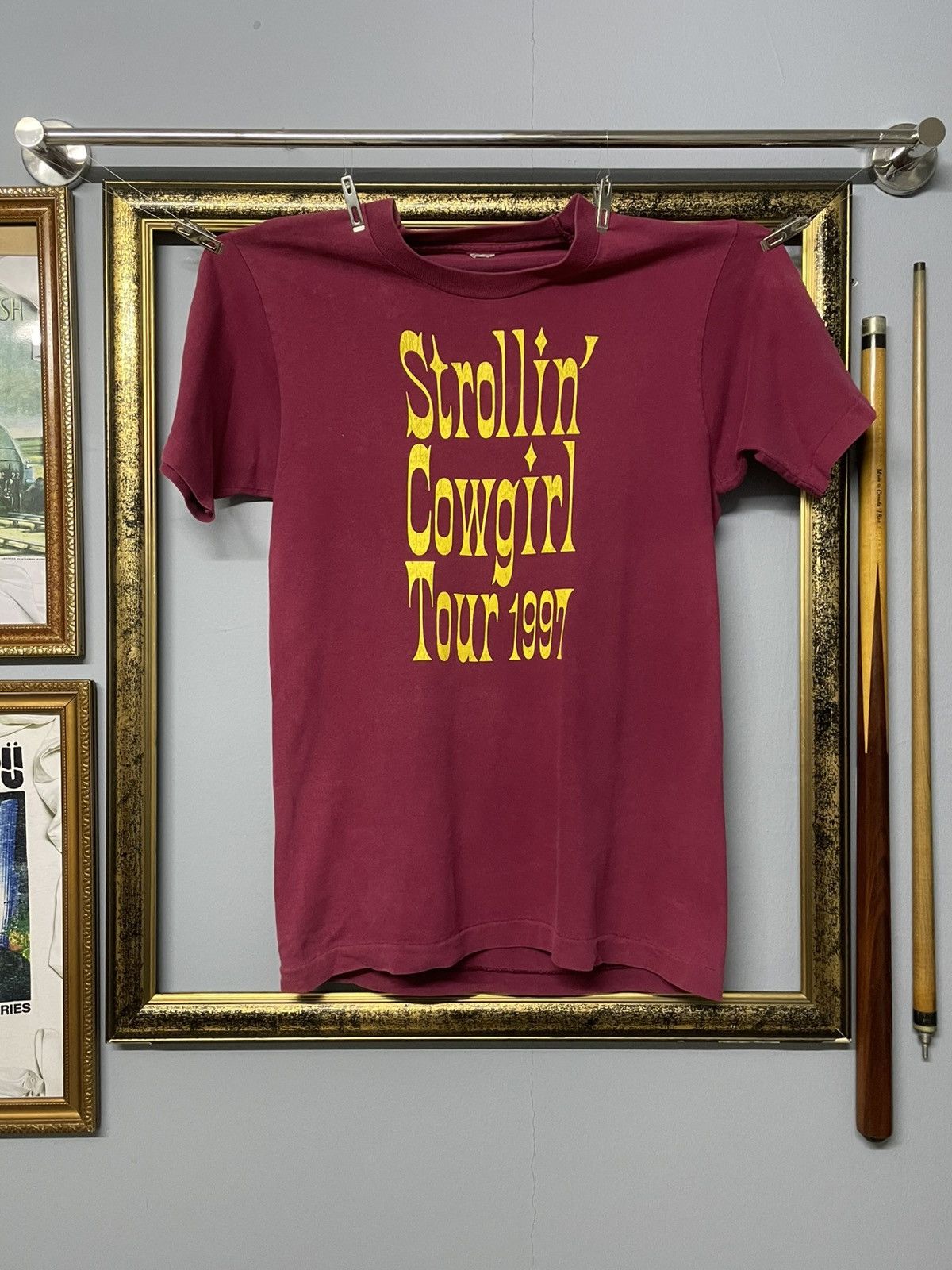 Vintage Vintage 90s Single Stitch Strollin Cowgirl Tour 1997 Faded Size US S / EU 44-46 / 1 - 1 Thumbnail