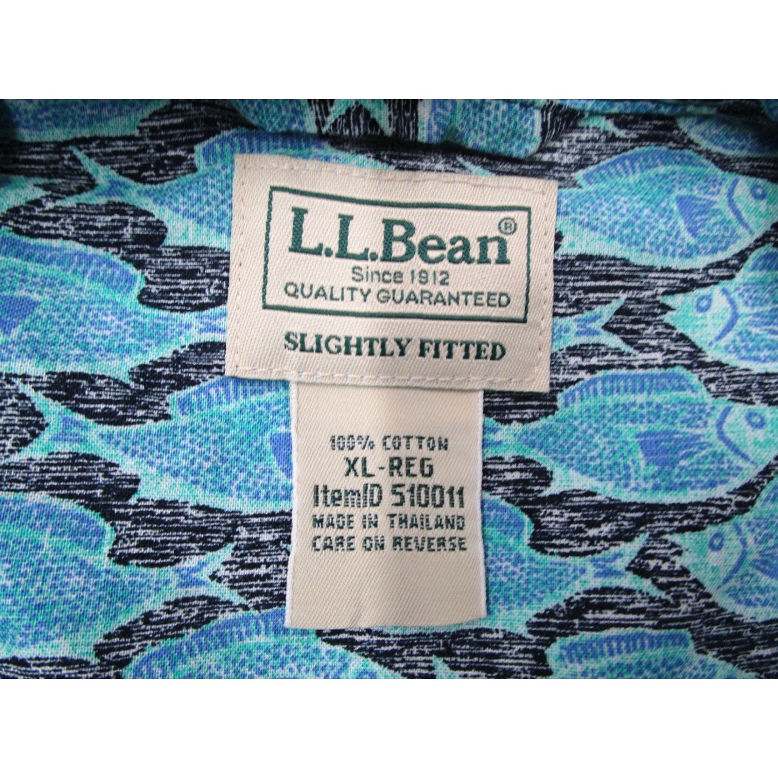 Vintage VINTAGE LL Bean Shirt Mens XL Blue Short Sleeve Button-Up Hawaiian Fish Geometric Pocket Crew Casual Size US XL / EU 56 / 4 - 2 Thumbnail