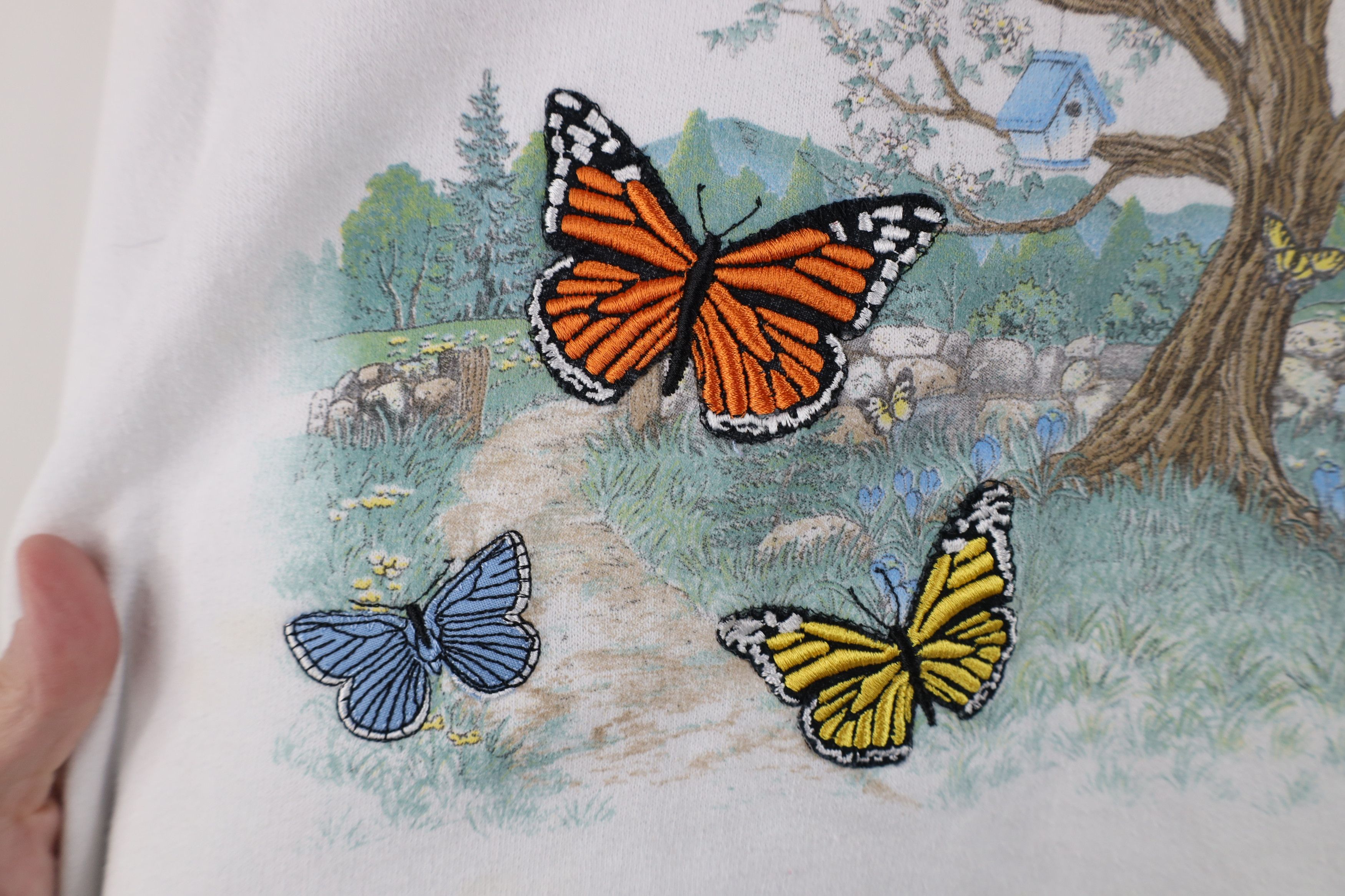 Vintage Vintage 90s Streetwear Nature Butterfly Tree Sweatshirt Size XXL / US 16-18 / IT 52-54 - 5 Thumbnail