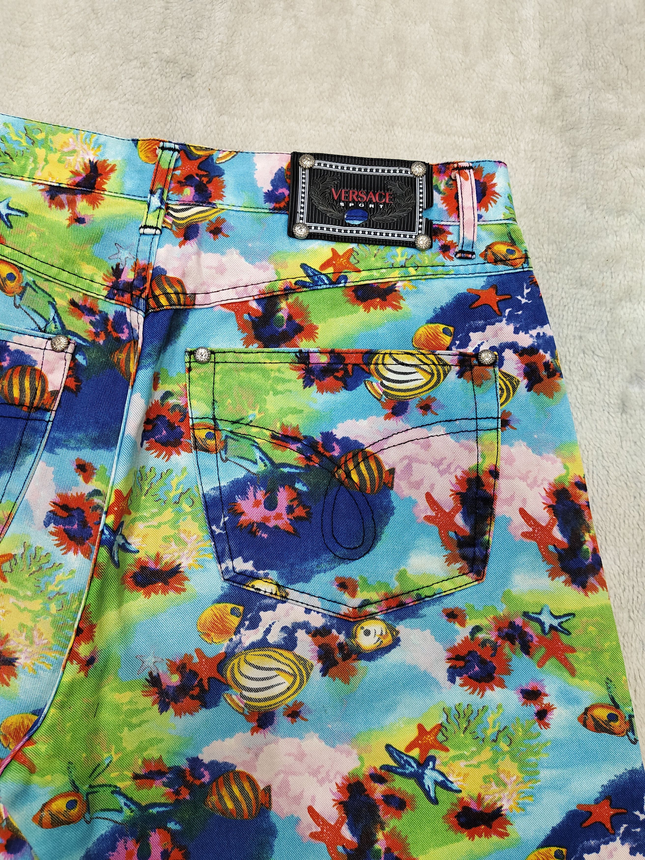 Versace RARE🔥 Versace Sport 🇮🇹 Aquarium Art Short Jeans Size 33" - 5 Thumbnail