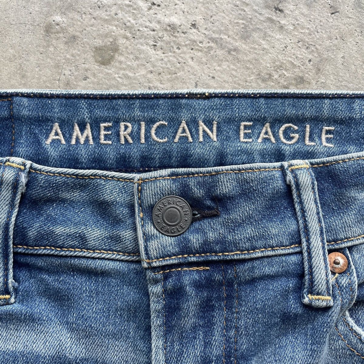 American Eagle Outfitters Vintage American Eagle Jeans Ripped Denim Distressed Pants Size US 31 - 6 Thumbnail