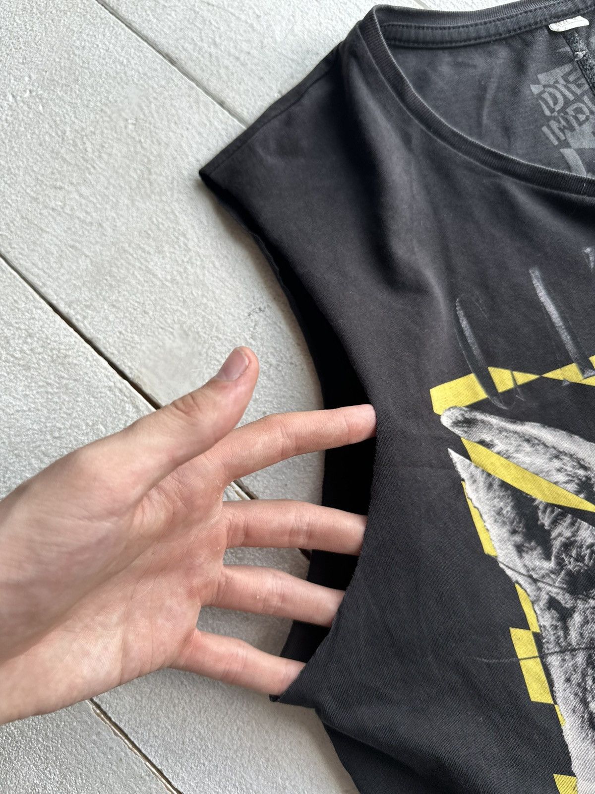 Diesel 🚨Men’s Diesel Tank Top Sleeveless Streetwear Vintage Size M Size US M / EU 48-50 / 2 - 7 Thumbnail
