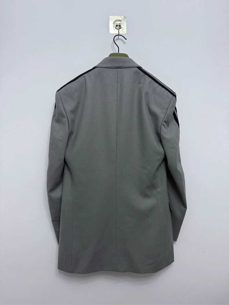 Gucci Gucci Co-branded solid color jacket buttoned V-neck jacket Size US S / EU 44-46 / 1 - 2 Thumbnail