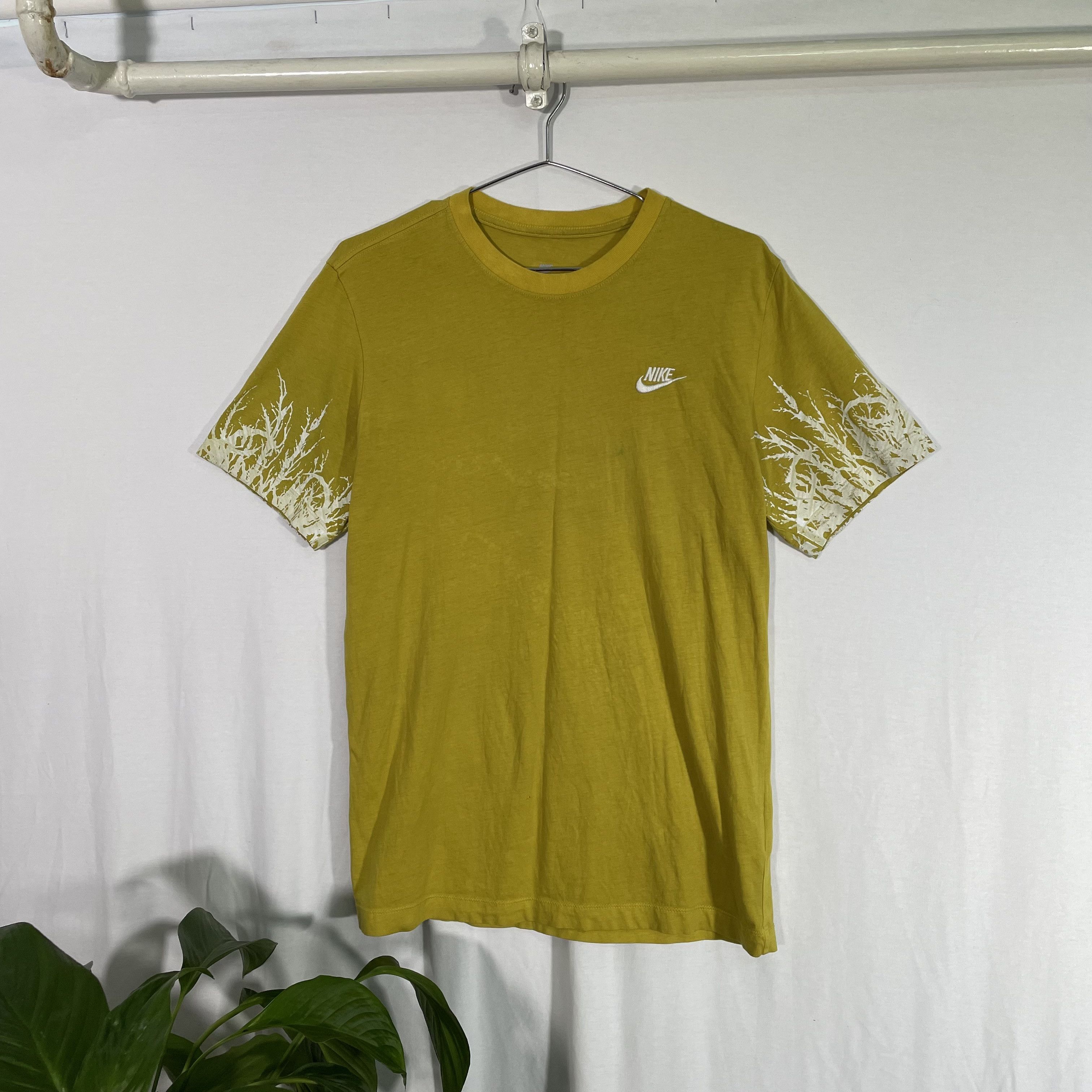 新品Nike Gyakusou Yoyogi Park Tシャツ Gyakusou × Nike × Undercover Nike undercover gyakusou yoyogi park