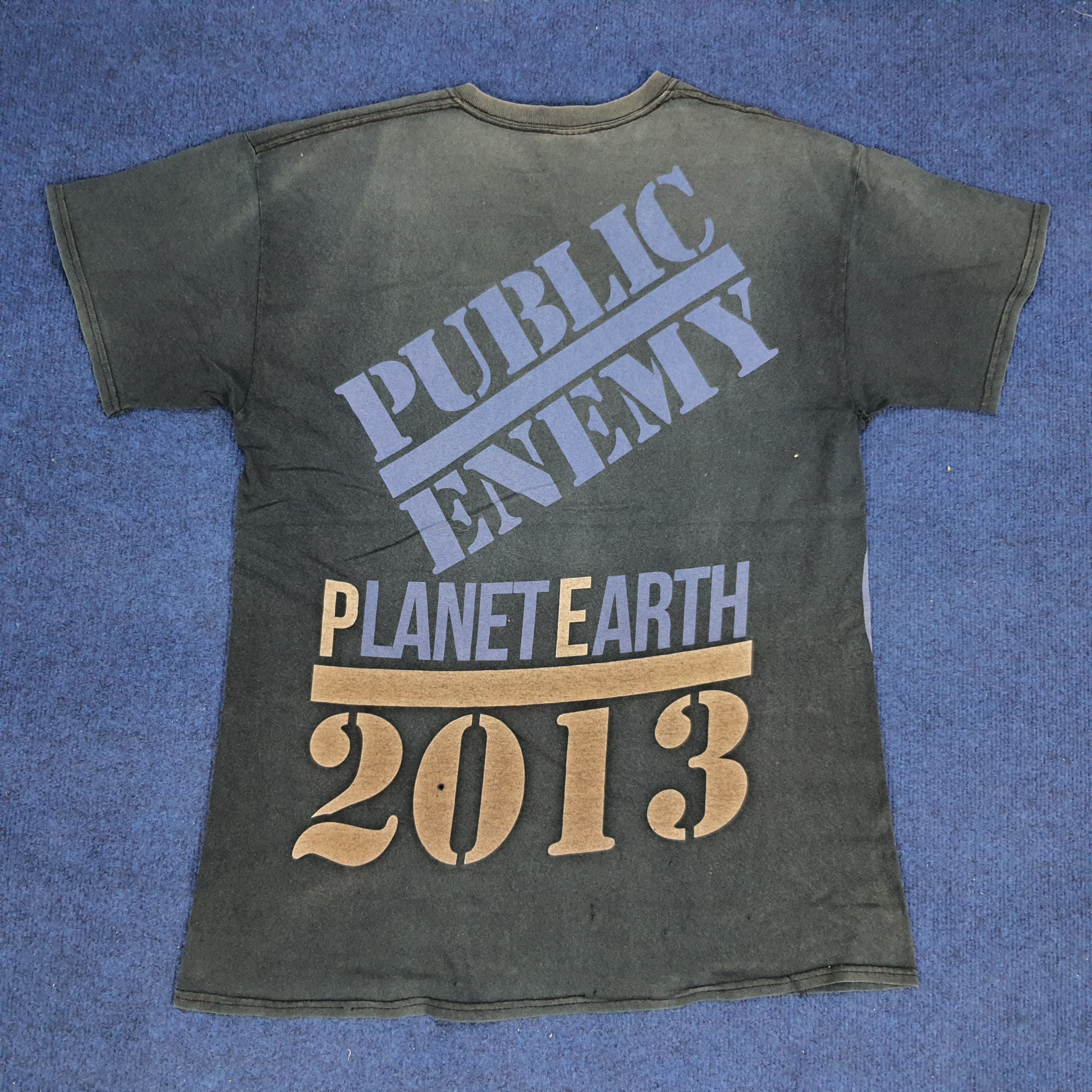 Public Enemy × Rap Tees × Vintage Vintage Public Enemy Planet Earth 2013 Tour Tshirt Size US L / EU 52-54 / 3 - 3 Thumbnail