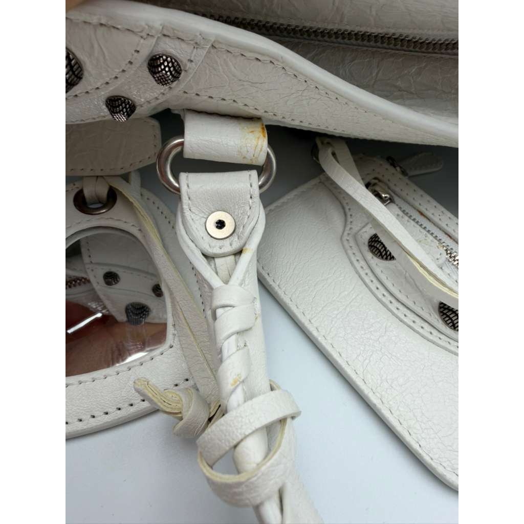 Balenciaga CC31 Size: OS / City Shoulder Bag in White Size ONE SIZE - 9 Thumbnail