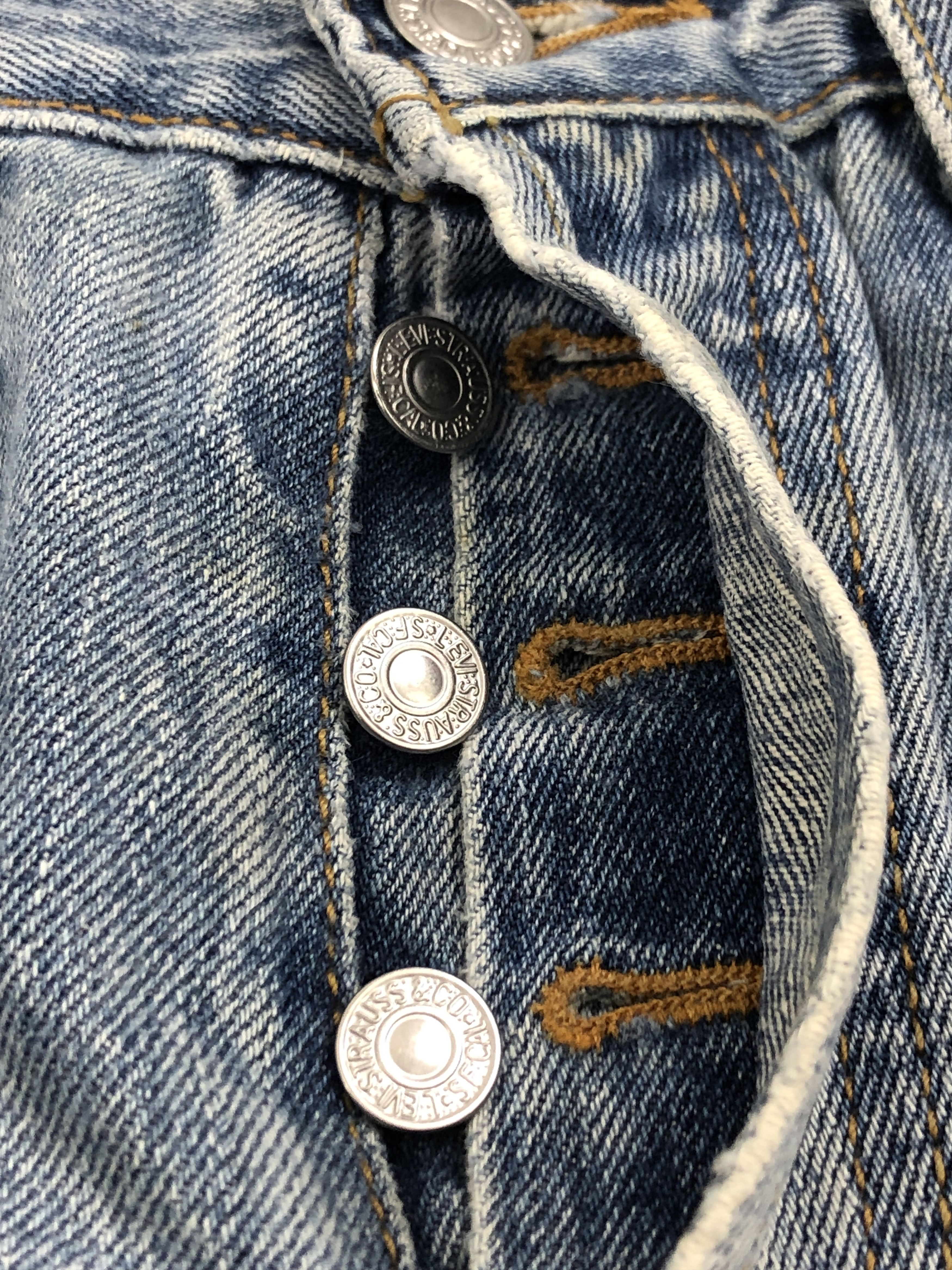 Levi's × Vintage Disressed Vintage Levis 501 Faded Blue Jeans Size US 28 / EU 44 - 14 Thumbnail