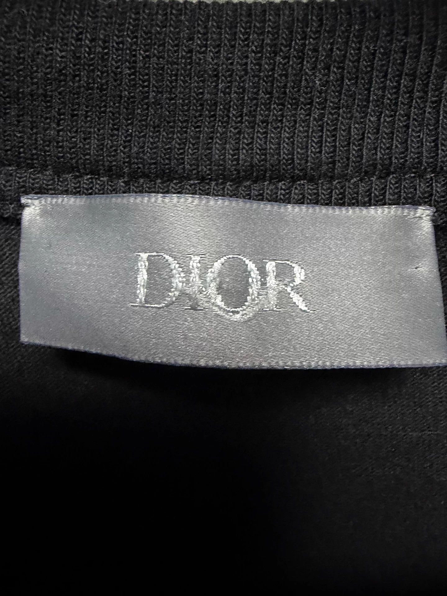 Dior Dior XS black short-sleeve T-shirt DIOR color logo Size US XS / EU 42 / 0 - 3 Thumbnail