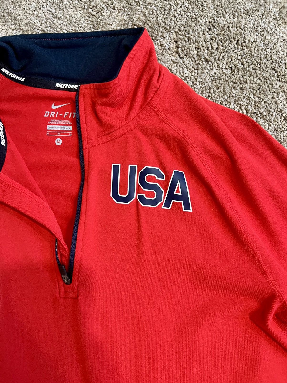 Nike Nike Team USA QuarterZip Running LS Shirt RED mens size M Size US M / EU 48-50 / 2 - 3 Thumbnail