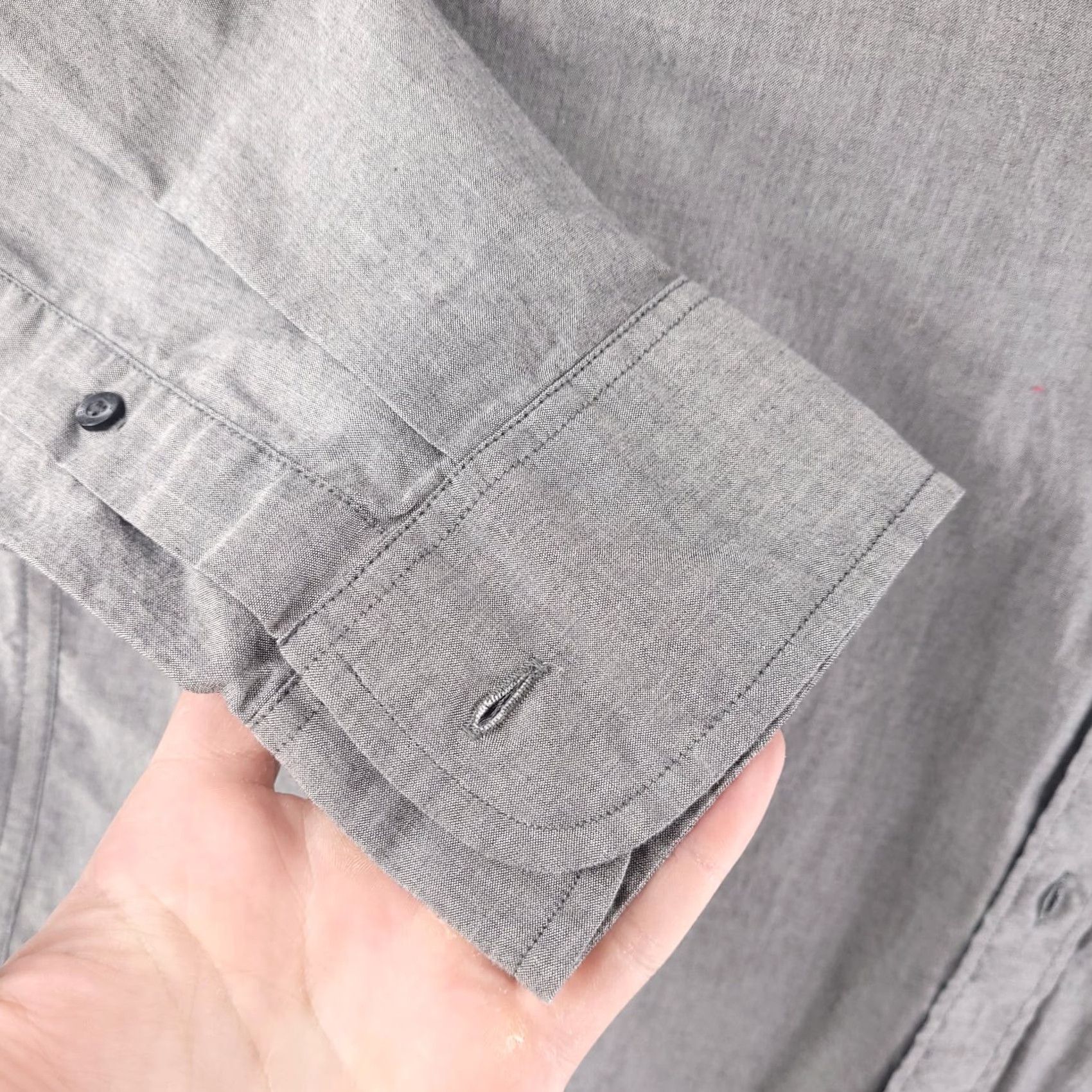 J.Crew J.CREW Shirt Mens XL Gray Long Sleeve Button-Up Adult XL Gray Button-Up Mens Size US XL / EU 56 / 4 - 4 Thumbnail