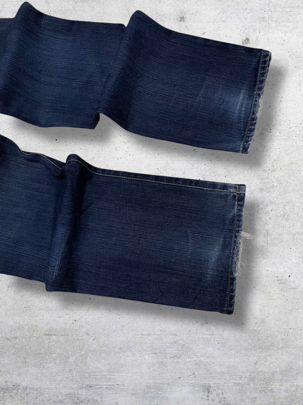 Edwin VINTAGE EDWIN 90S JAPAN OG DESIGNER RIPPED INDIGO RAW DENIM Size US 31 - 12 Thumbnail