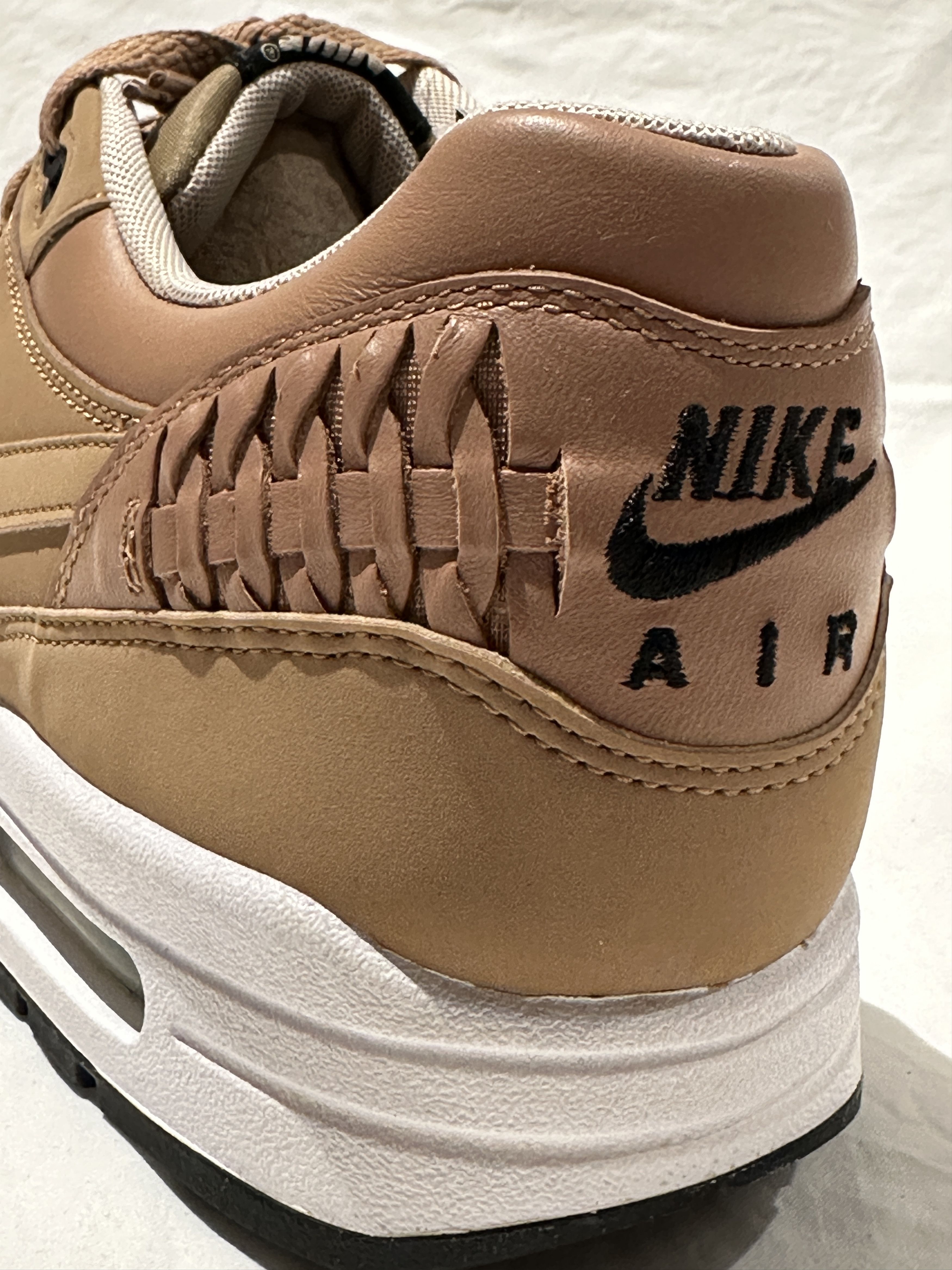 Nike BRAND NEW RARE - NIKE AIR MAX 1 - WOVEN "PALE SHALE" SZ 11 Size US 11 / EU 44 - 8 Thumbnail
