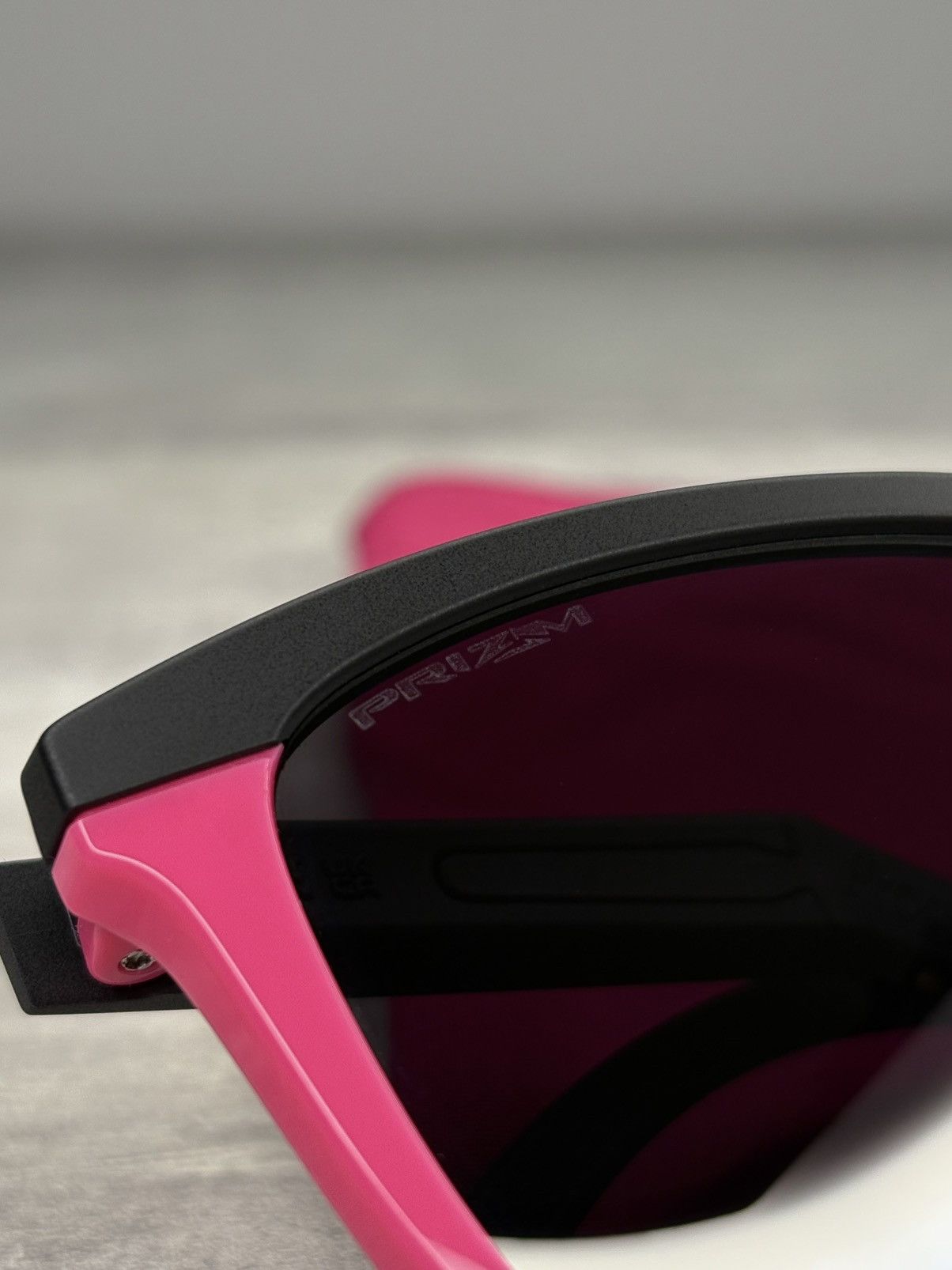 Oakley Oakley Sunglasses Frogskins Hybrid «Matte Black/Neon Pink» Size ONE SIZE - 6 Thumbnail
