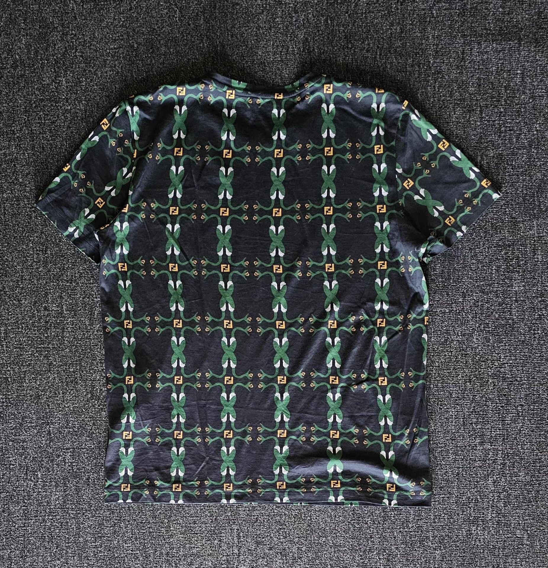 Fendi Fendi T-shirt Size US L / EU 52-54 / 3 - 3 Thumbnail