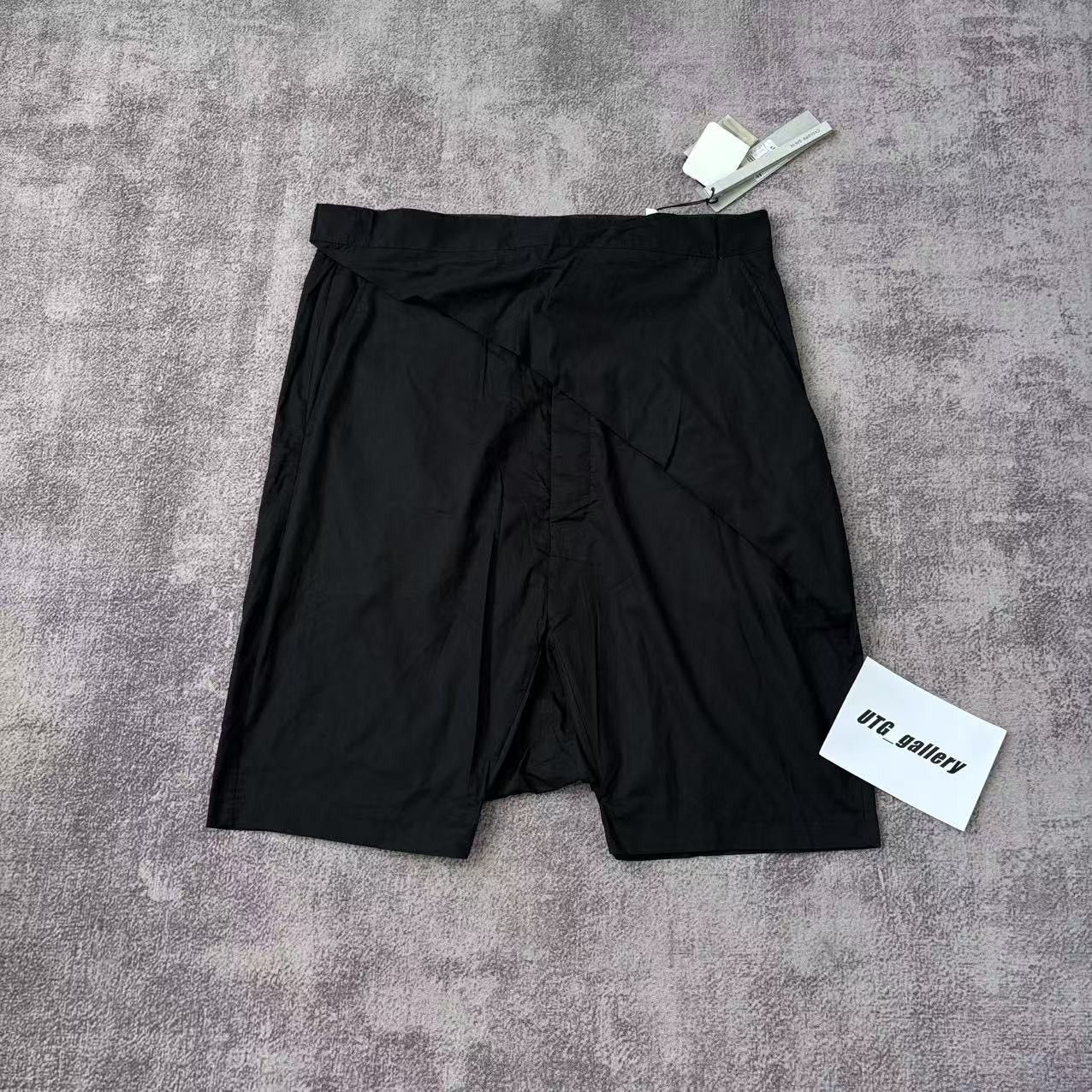 Rick Owens Rick Owens Mainline Memphis Cut Shorts Size US 38 / EU 54 - 1 Thumbnail