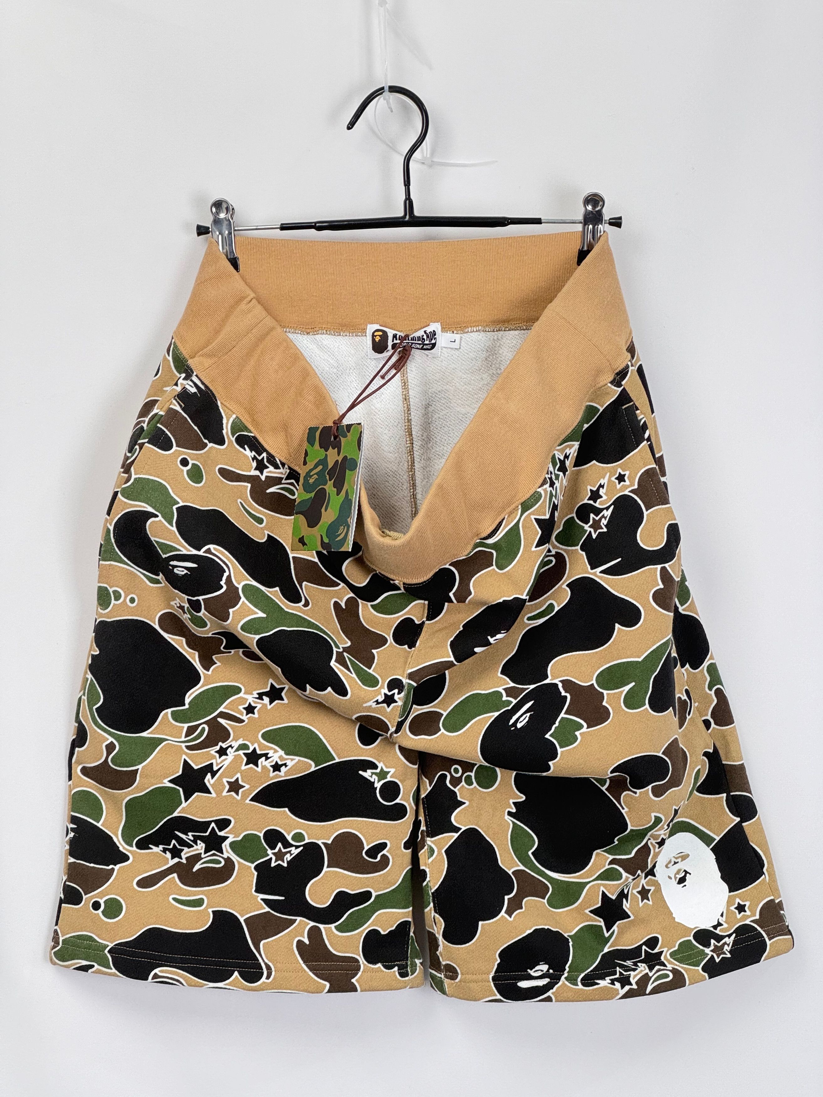 Bape NEW WITH TAG* BAPE STA Camo Sweat Shorts SIZE L Size US 34 / EU 50 - 4 Thumbnail