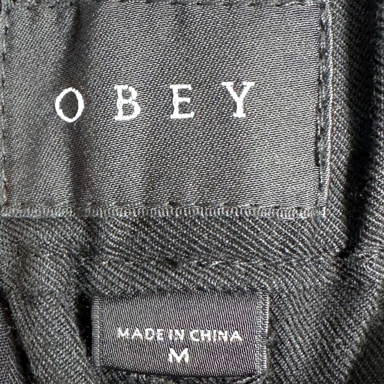 Obey VINTAGE? NO Obey Pants Mens M Black Chino Tapered Elastic Waist Drawstring Pockets Slant 30x29.5 Button Size US 30 / EU 46 - 3 Thumbnail