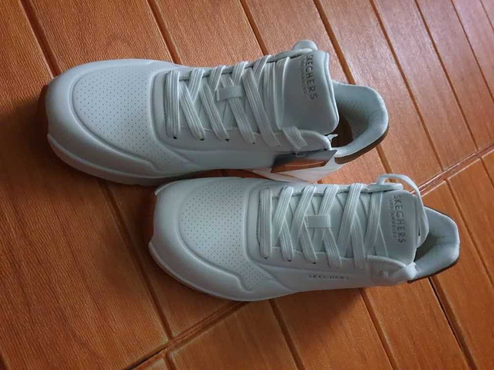 SKECHERS Skechers white colour memory foam sneaker Size US 11 / EU 44 - 7 Thumbnail