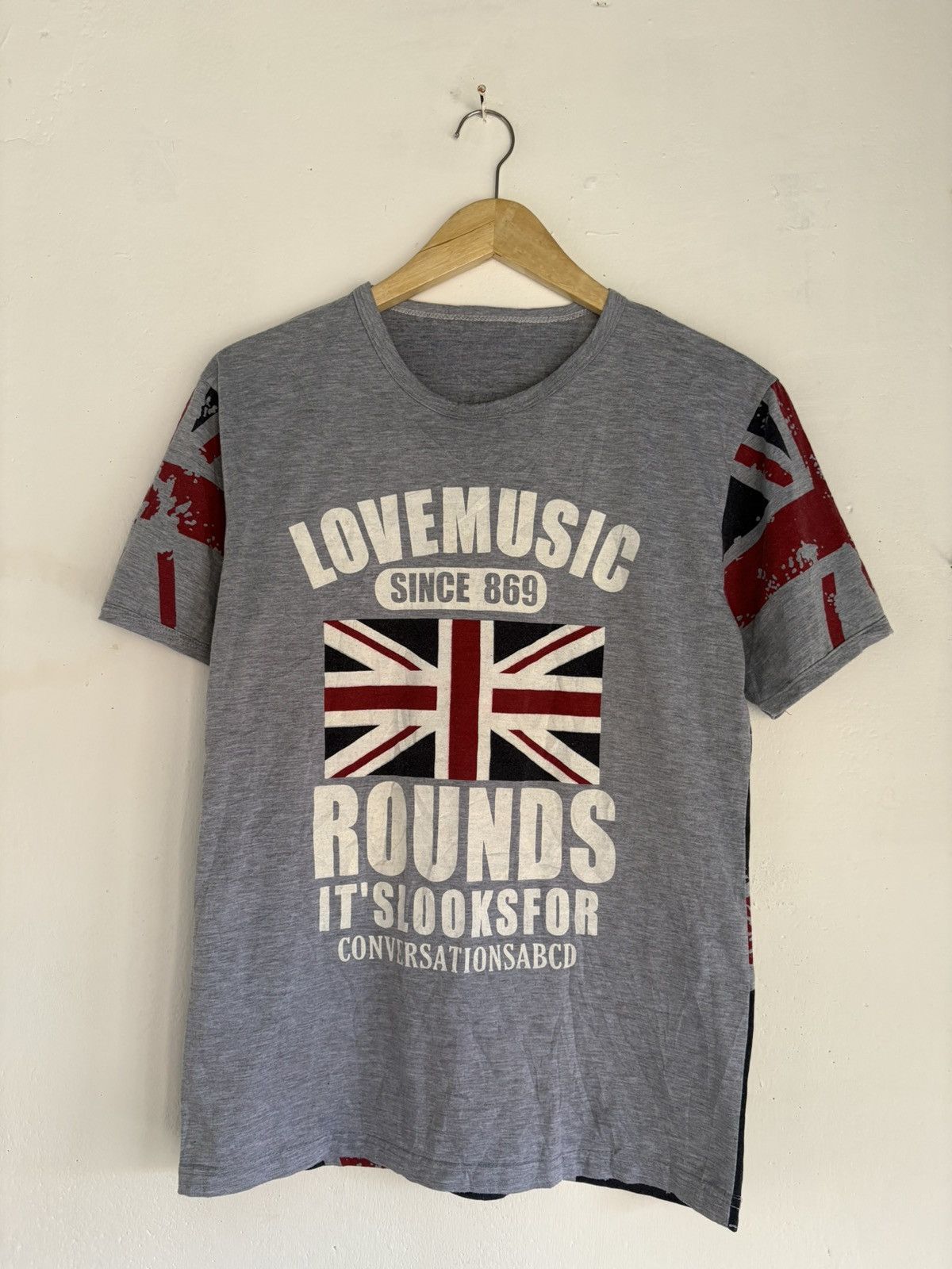 Vintage London britania big logo chrome heart style Size US M / EU 48-50 / 2 - 2 Thumbnail