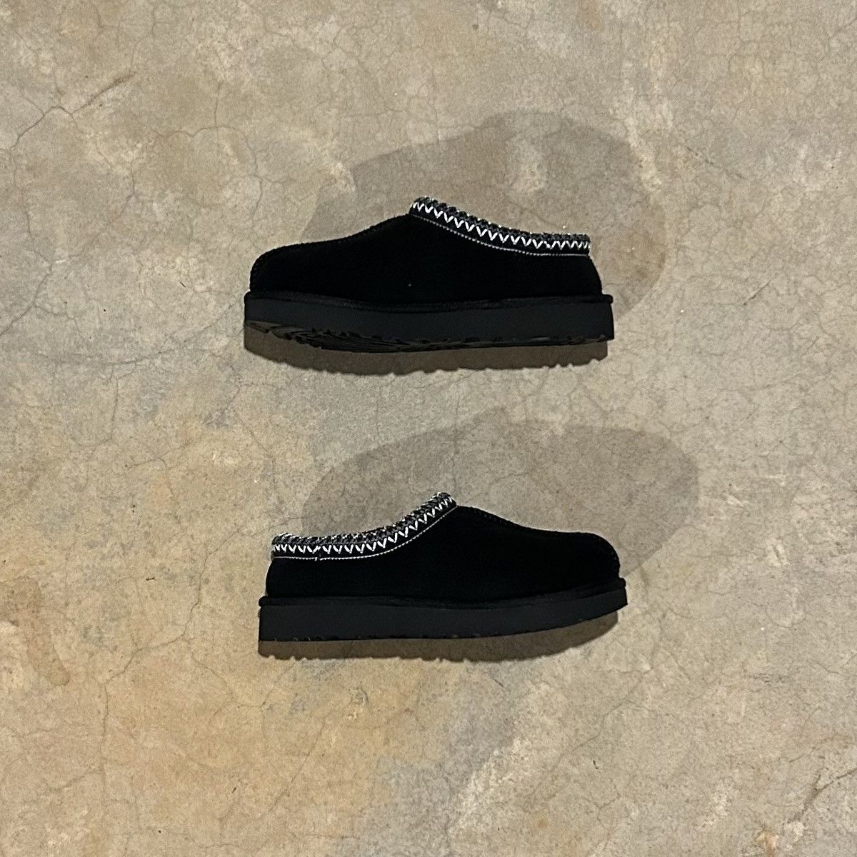 Ugg Brand New Women’s Ugg Tasman Slipper Black US 5 Size US 5 / IT 35 - 5 Thumbnail