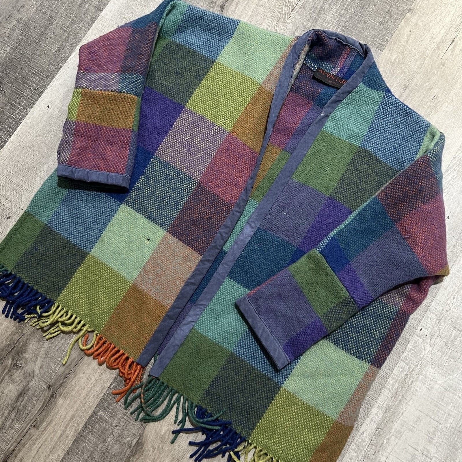 Vintage VTG Aventura Taos New Mexico Plaid Wool Fringe Boho Sweater Size XS / US 0-2 / IT 36-38 - 3 Thumbnail