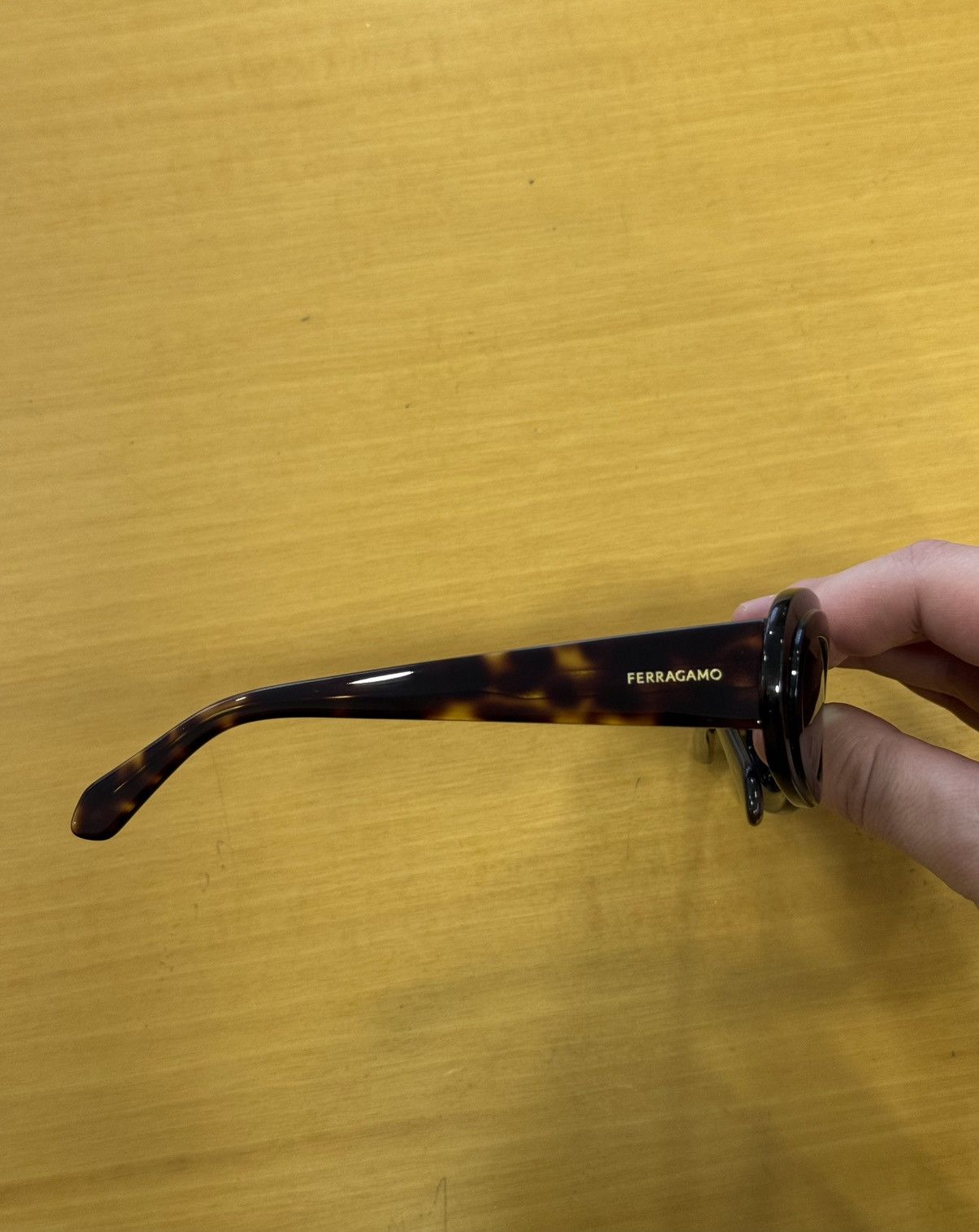 Salvatore Ferragamo Ferragamo Sunglasses SF2003S 241 Size ONE SIZE - 4 Thumbnail