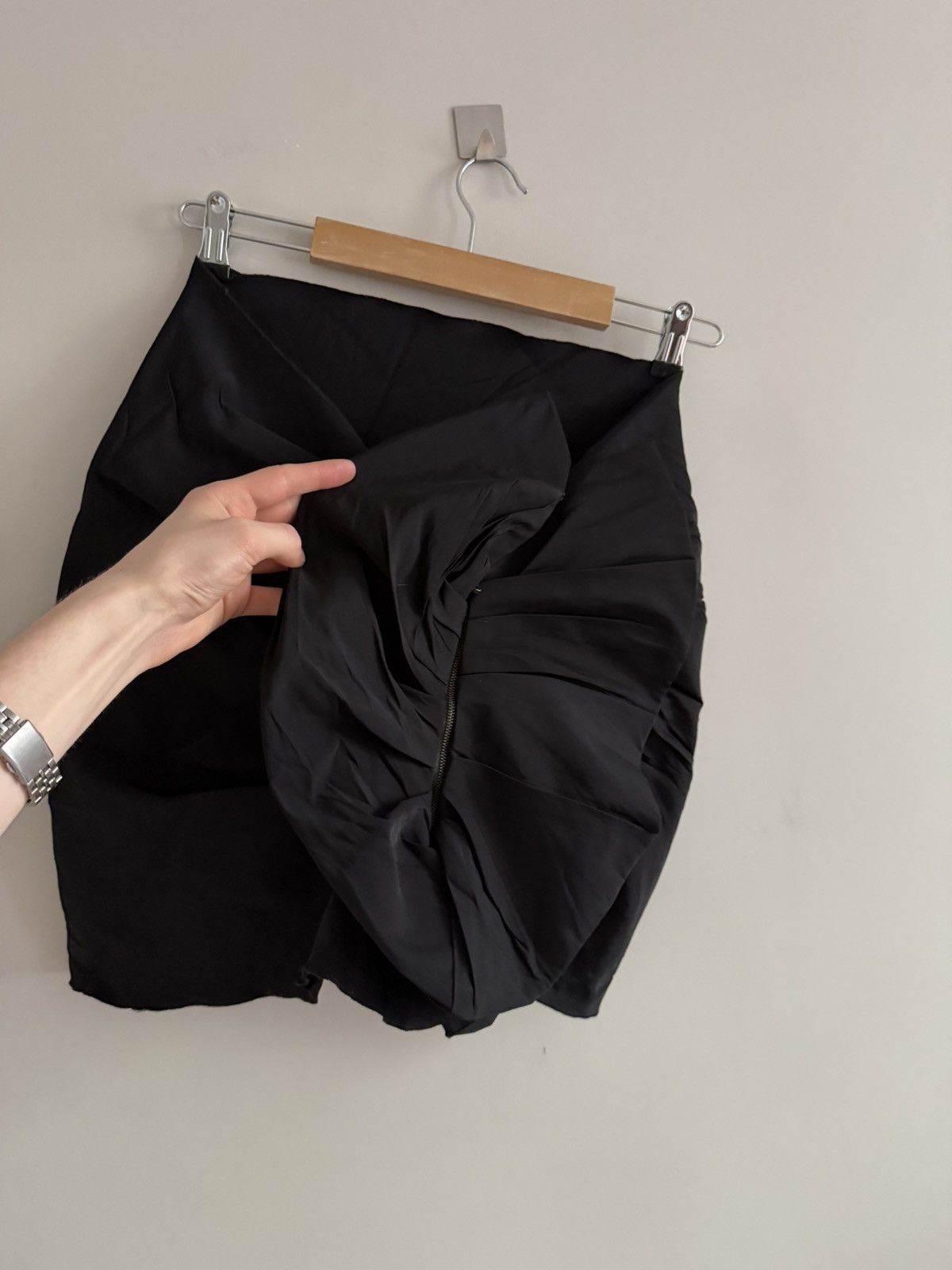 Lanvin Lanvin x H&M Black Draped Mini Skirt w/ Front Zip Size 30" / US 8 / IT 44 - 3 Thumbnail