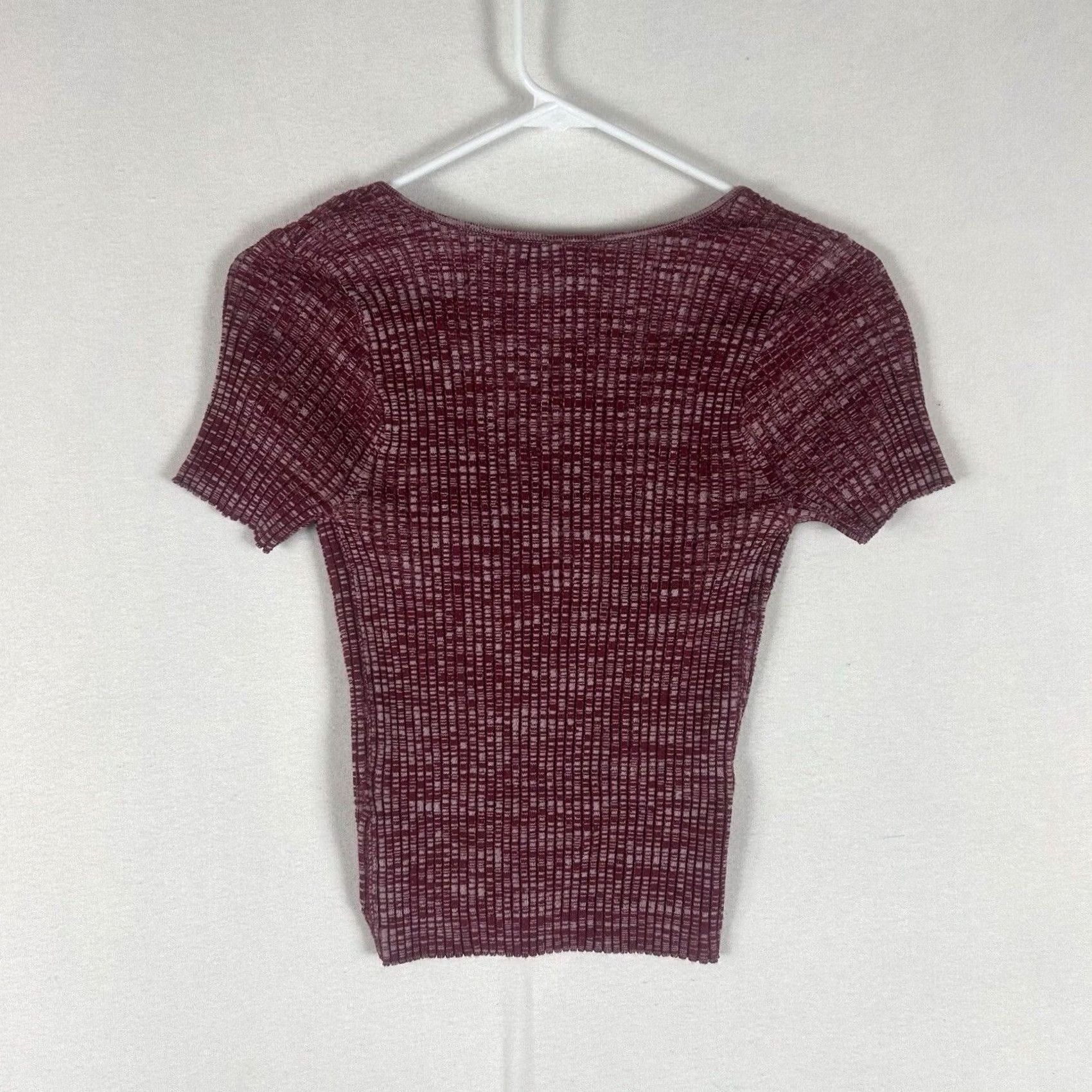 Forever 21 FOREVER 21 Deep V-Neck Sweater Top Womens S Red Knit Stretch Short Sleeve Cropped Shirt Size S / US 4 / IT 40 - 7 Thumbnail