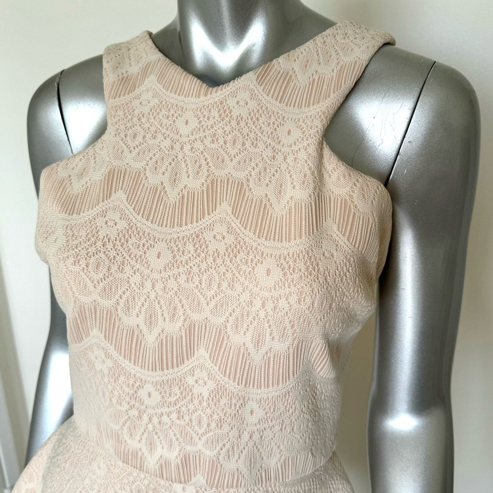 Other AQUA Dress, Size M, Lace beige Size M / US 6-8 / IT 42-44 - 3 Thumbnail