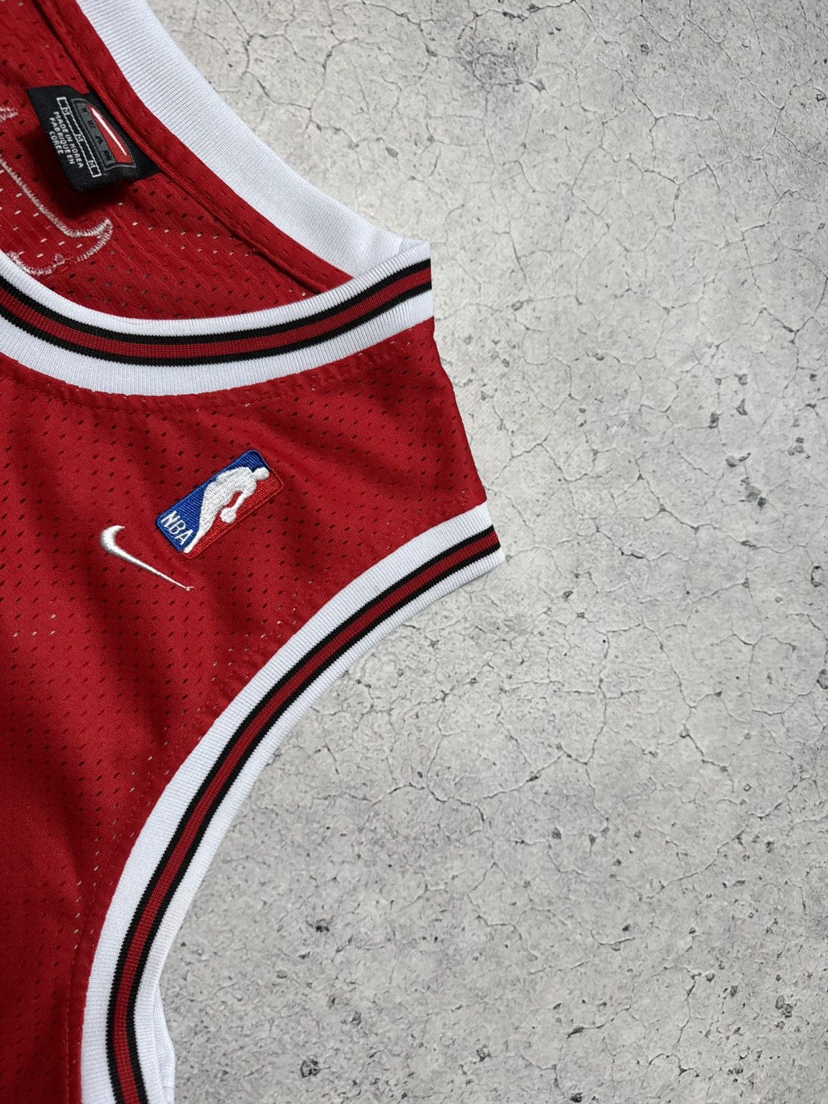 Jordan Brand Nike Vintage NBA Jersey Jordan #23 Length +2 Chicago Bulls Size US M / EU 48-50 / 2 - 5 Thumbnail