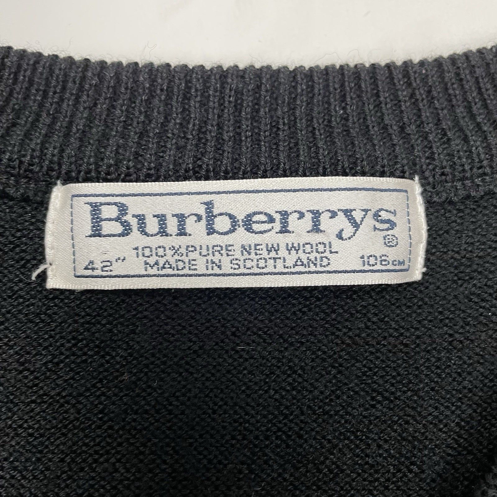 Burberry Vintage Burberry Knit Vest Sleeveless Jumper Small S Size US S / EU 44-46 / 1 - 3 Thumbnail