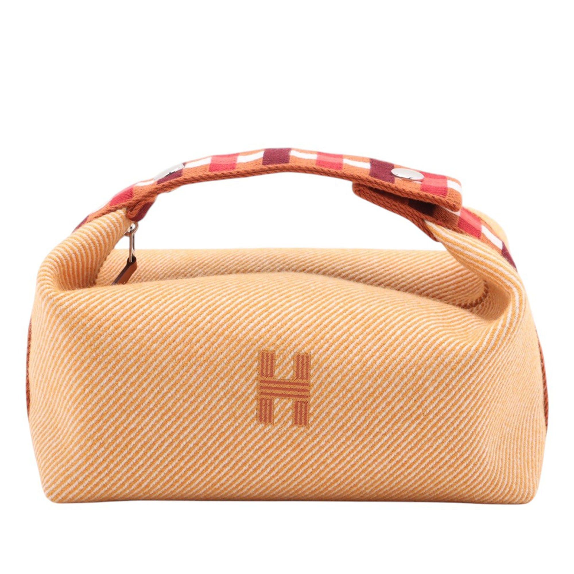 Small Wool Bride a Brac Au Carre Case