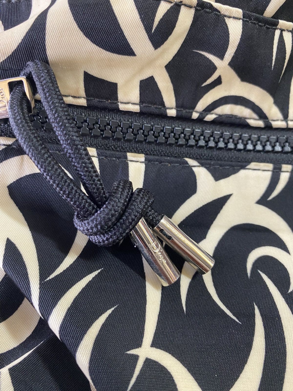 Dior Dior Bagpack Tribal Printed. Size ONE SIZE - 11 Thumbnail