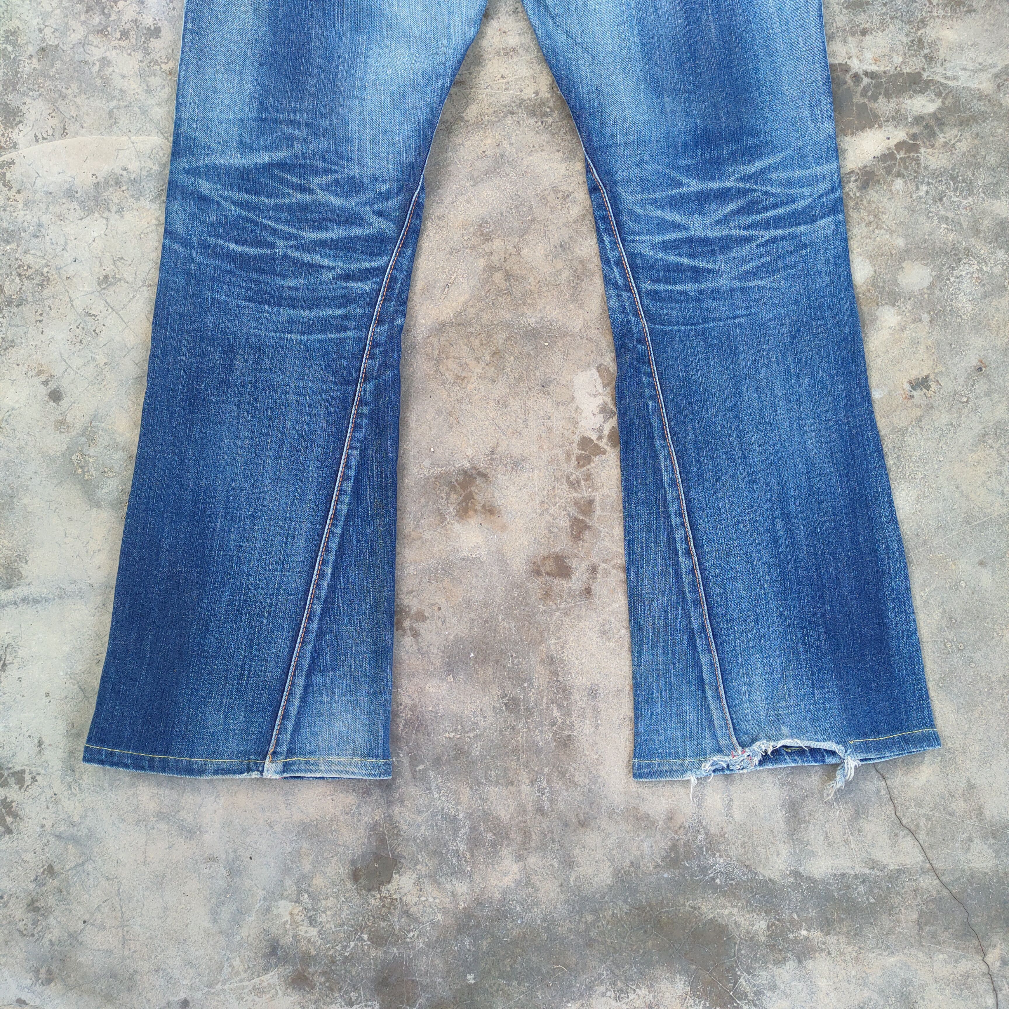Edwin VINTAGE EDWIN BLUE TRIP FLARE JEAN DENIM PANTS Size US 36 / EU 52 - 10 Thumbnail