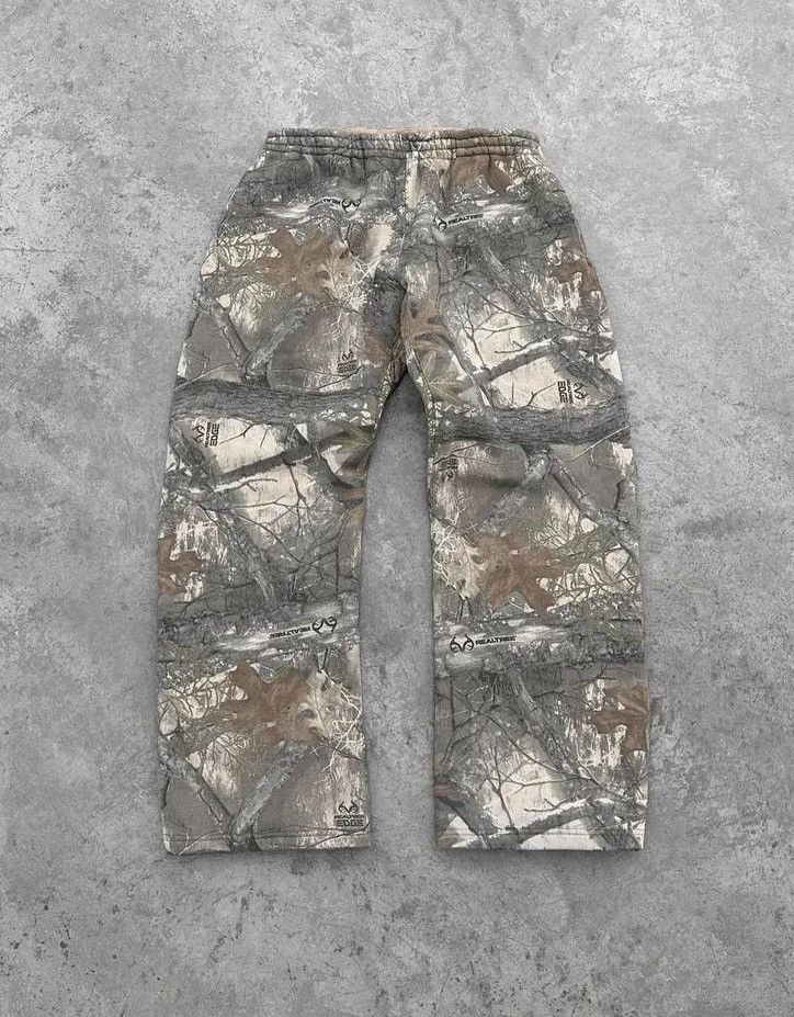 Japanese Brand Camouflage Tree Baggy Sweatpants Size US 35 - 1 Thumbnail