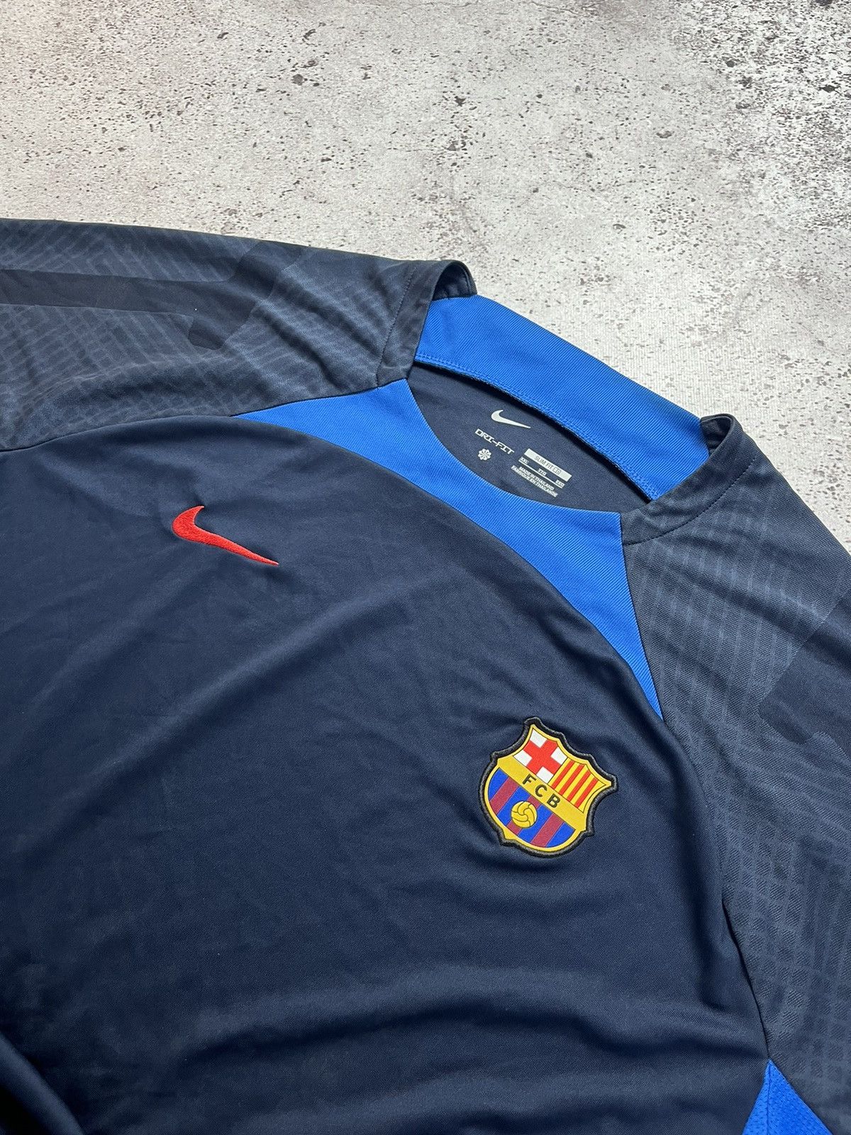 Nike Nike Barcelona Jersey Training T-Shirt 2022-2023 Size US XXL / EU 58 / 5 - 4 Thumbnail